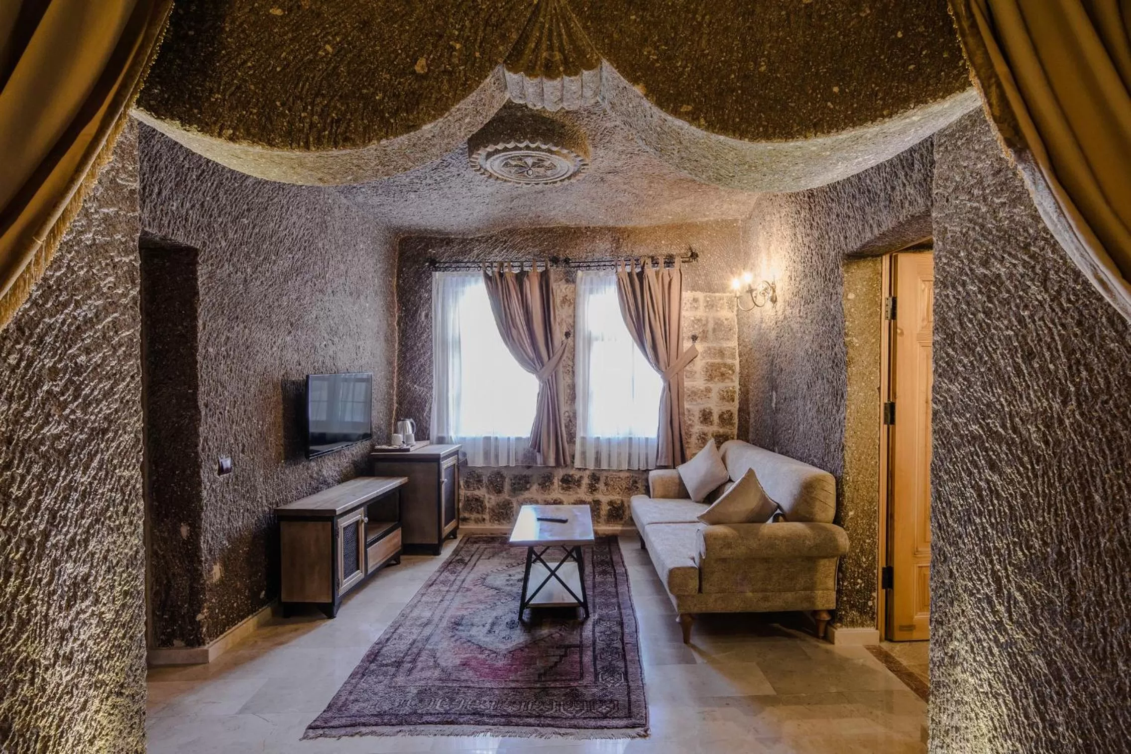 Living room in Lunar Cappadocia Hotel