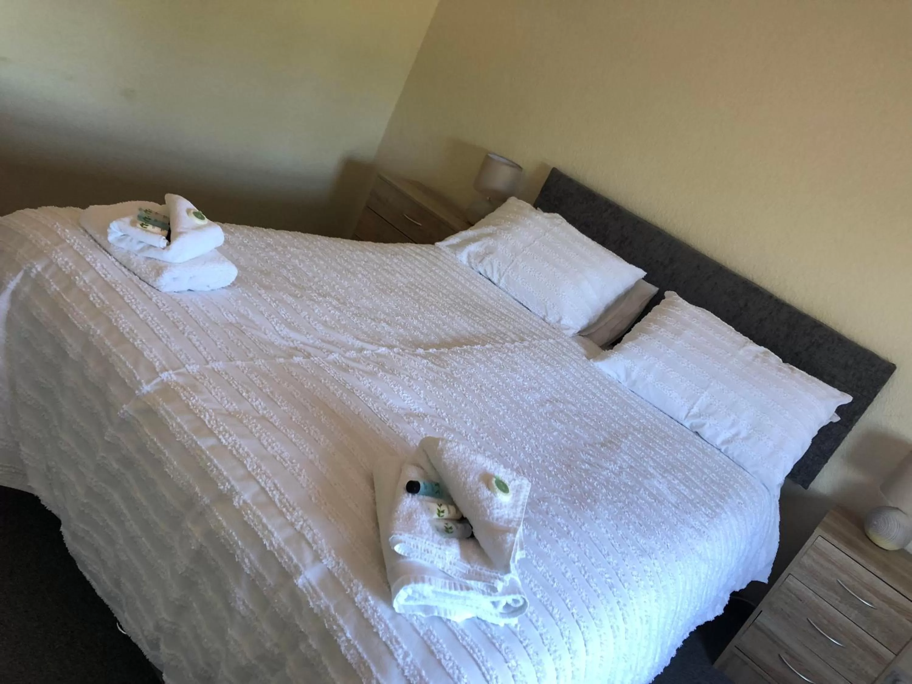 Bed in The Crossings