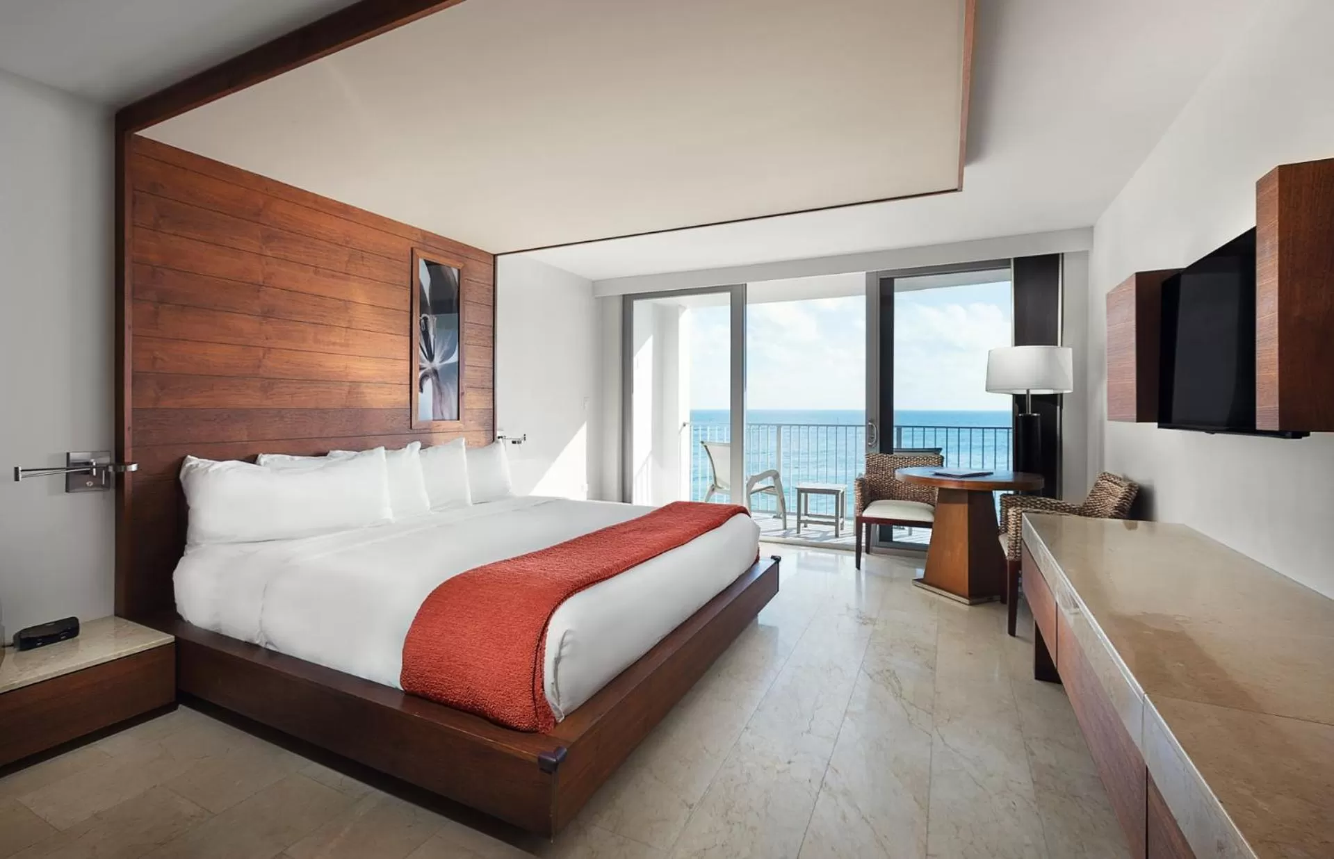 Photo of the whole room, Bed in Costa d'Este Beach Resort & Spa