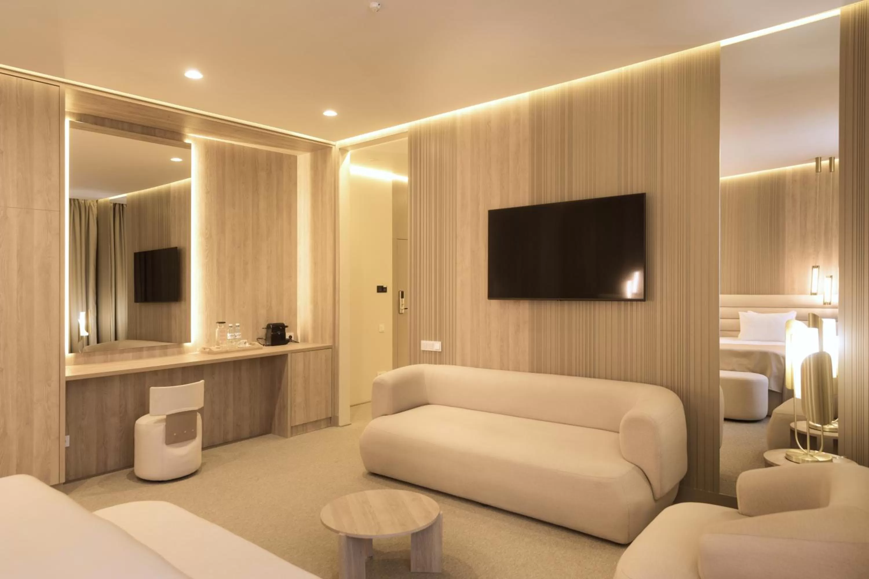 TV and multimedia in Amsterdam Hotel Aktobe