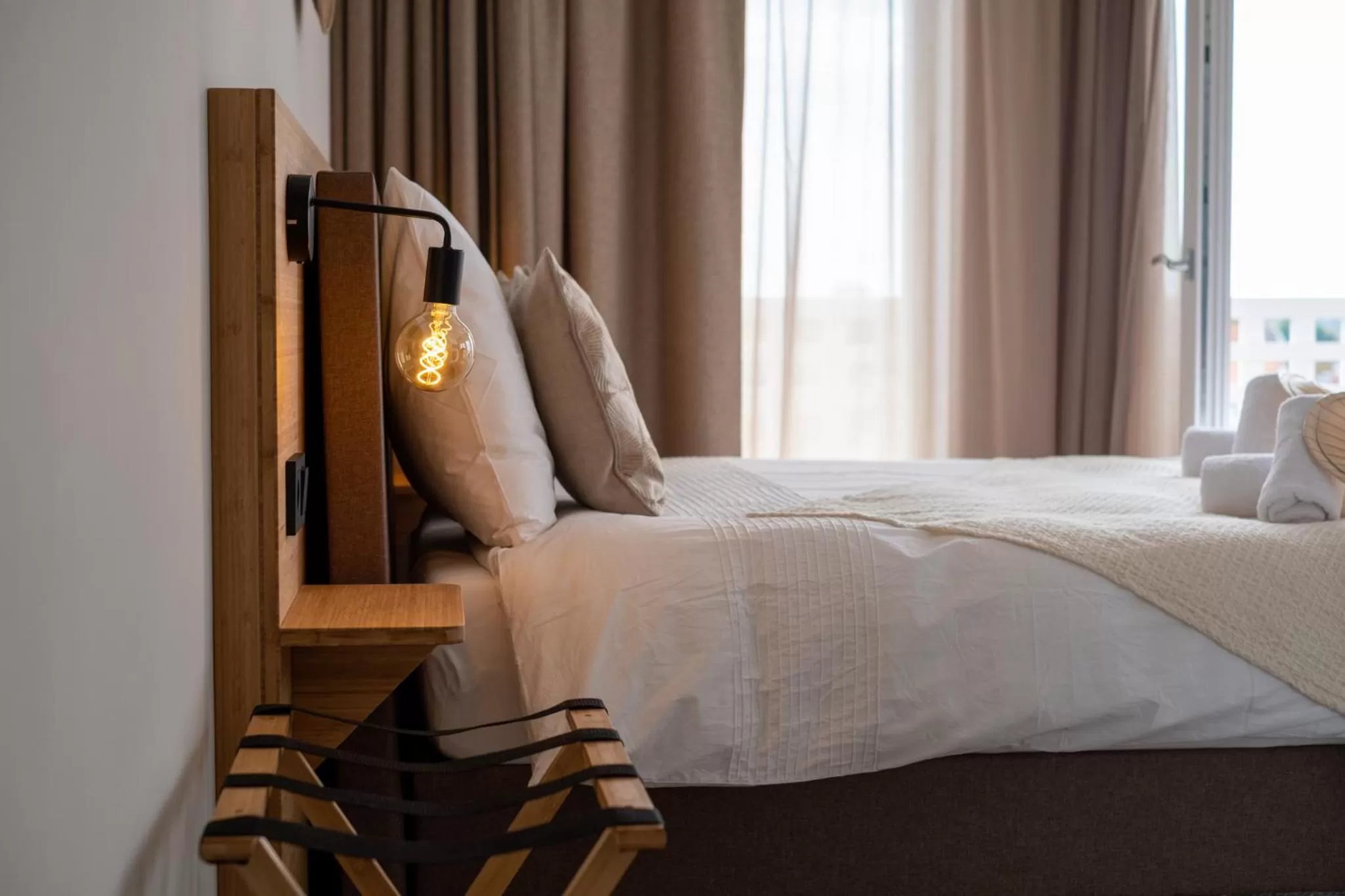 Bedroom, Bed in Hotel Paradis Zandvoort