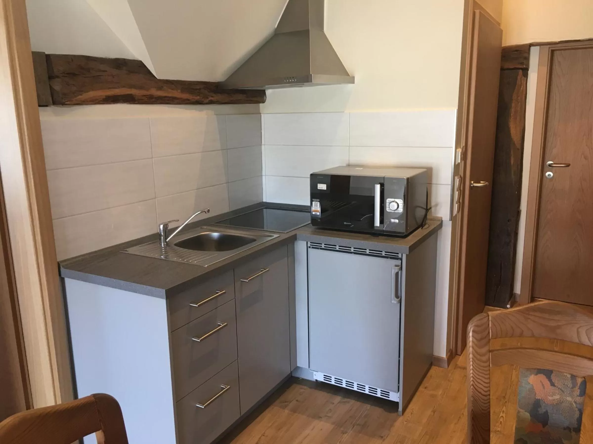 Kitchen or kitchenette, Kitchen/Kitchenette in Gasthof zum Ochsen