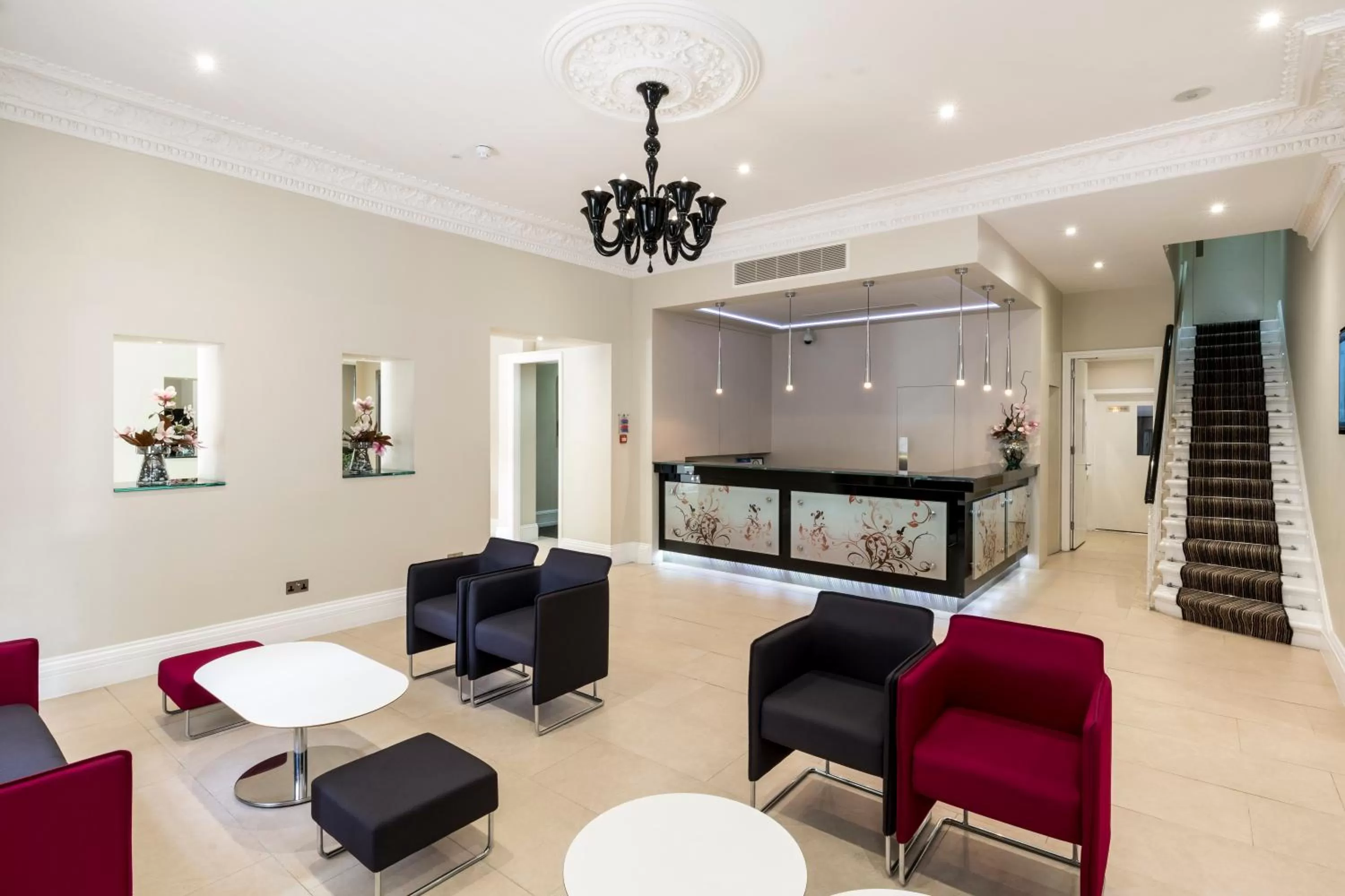 Seating area in London House Hotel