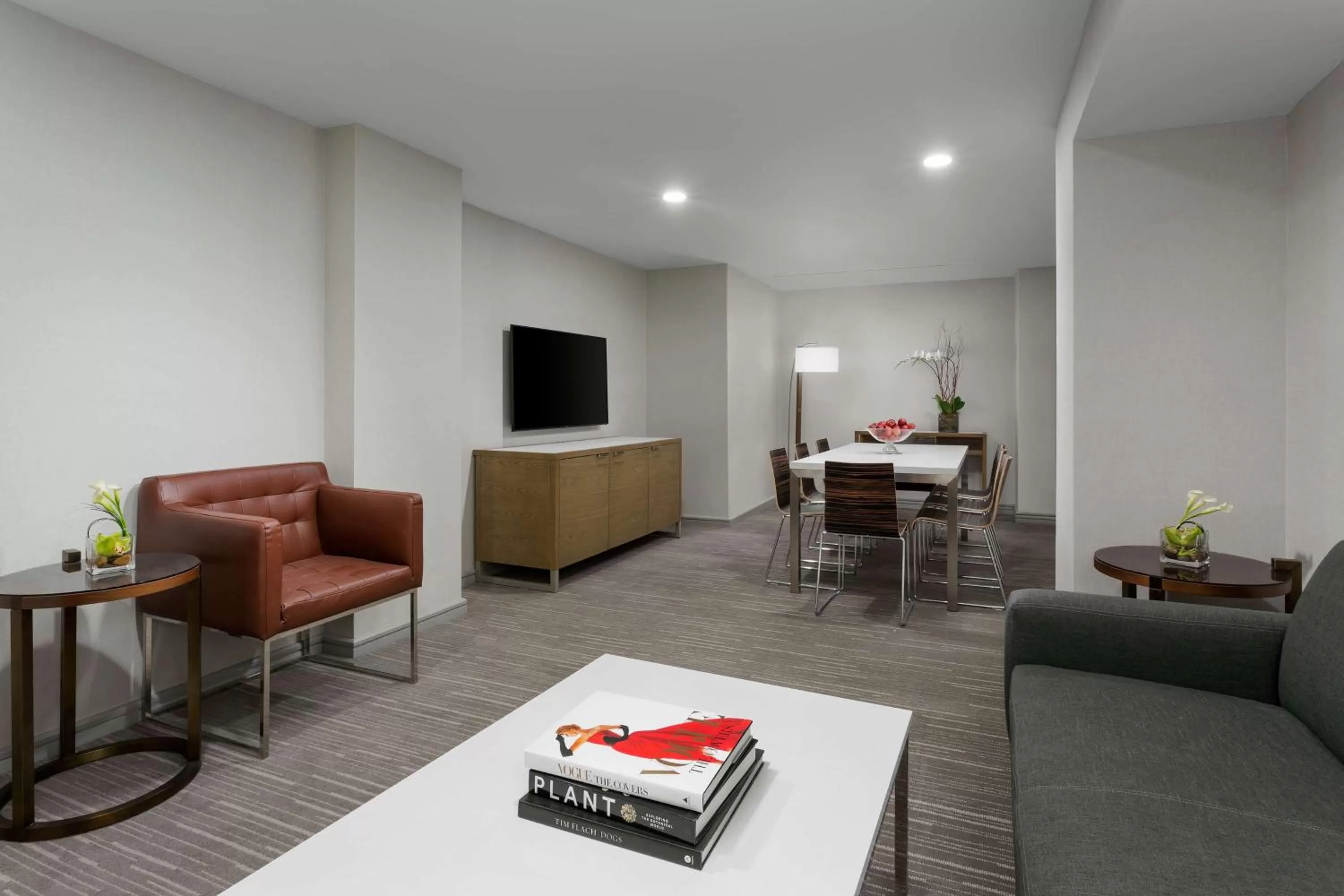 Photo of the whole room in Hyatt Regency Bethesda near Washington D.C.