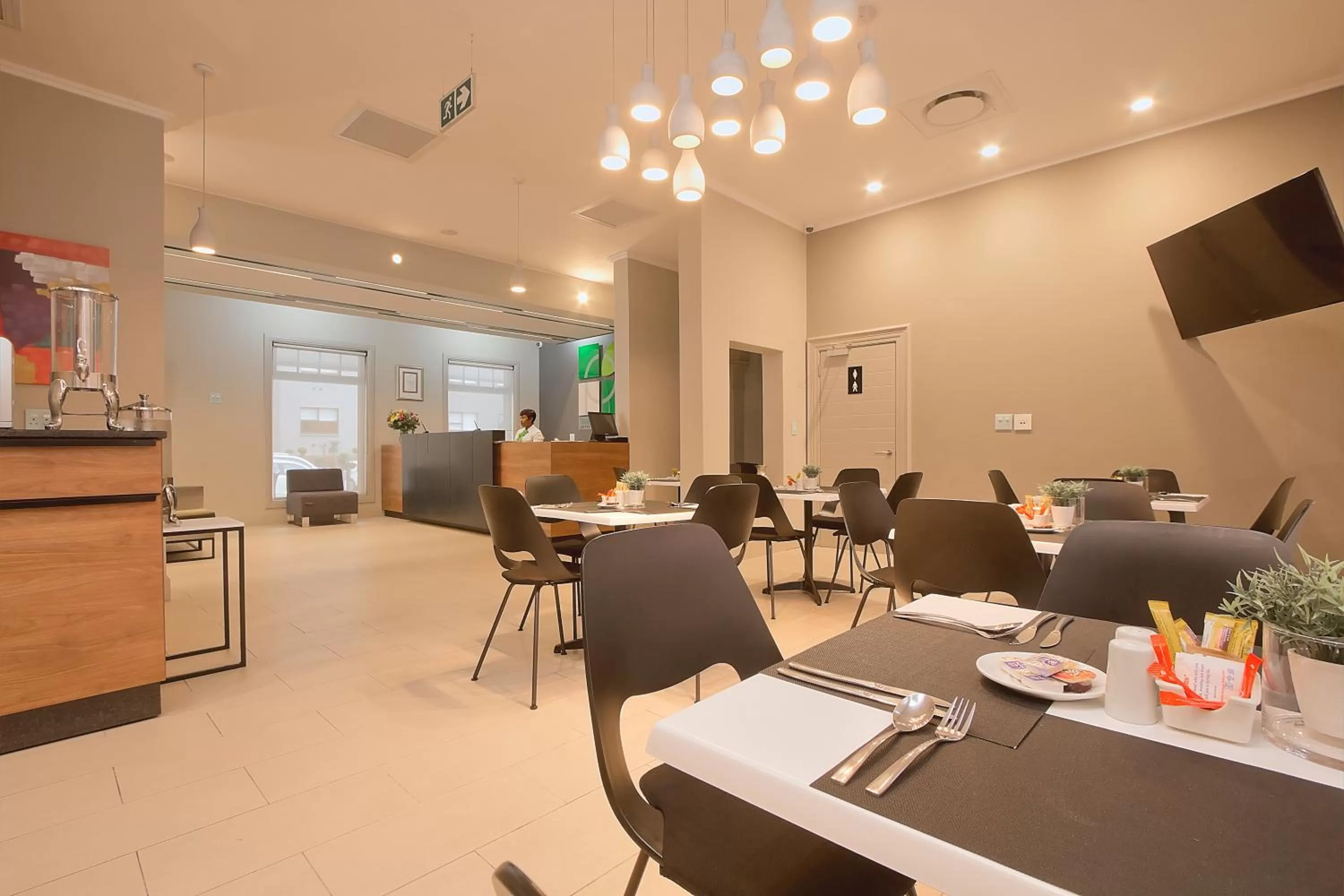 Restaurant/places to eat in The Park Lodge Hotel