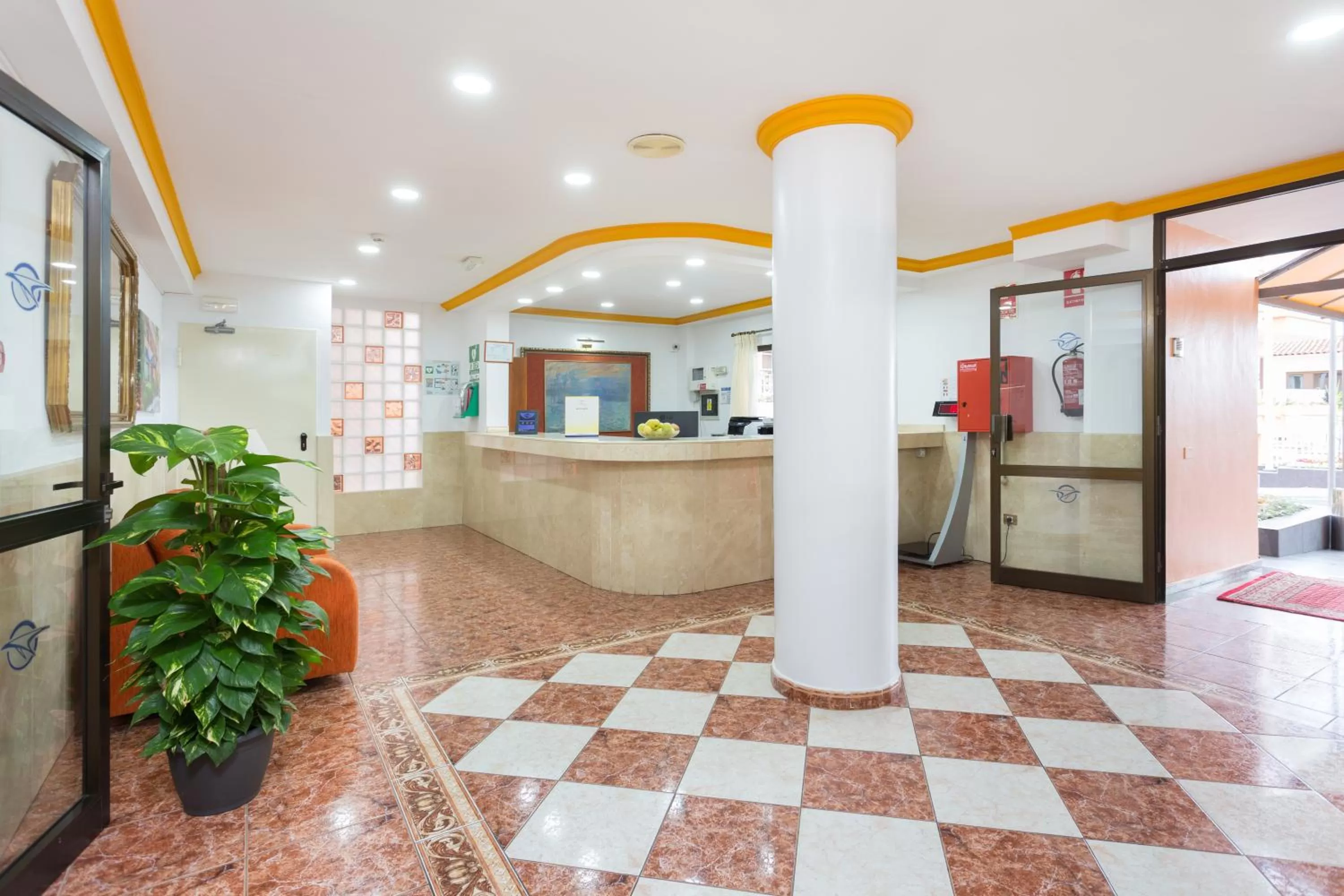 Lobby or reception in Globales Acuario