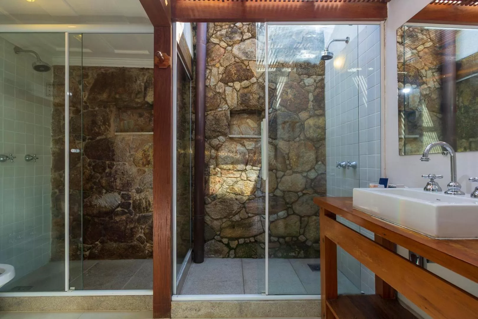 Bathroom in Pousada Porto Imperial