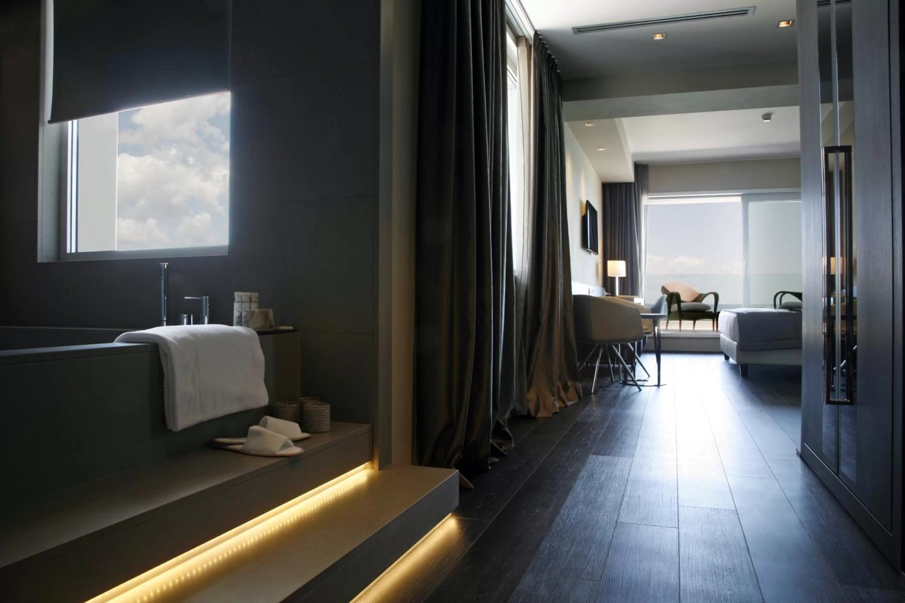 Photo of the whole room, Bed in Ego Hotel