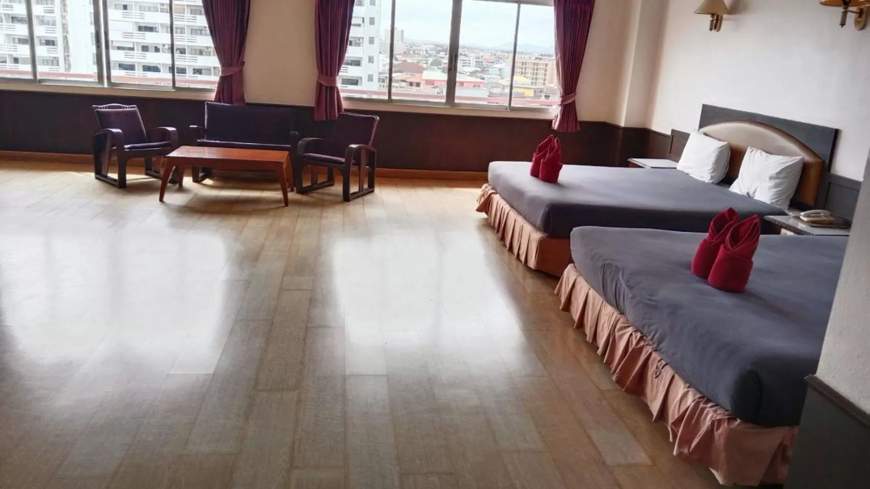 Bed in Marine Yensabai Pattaya