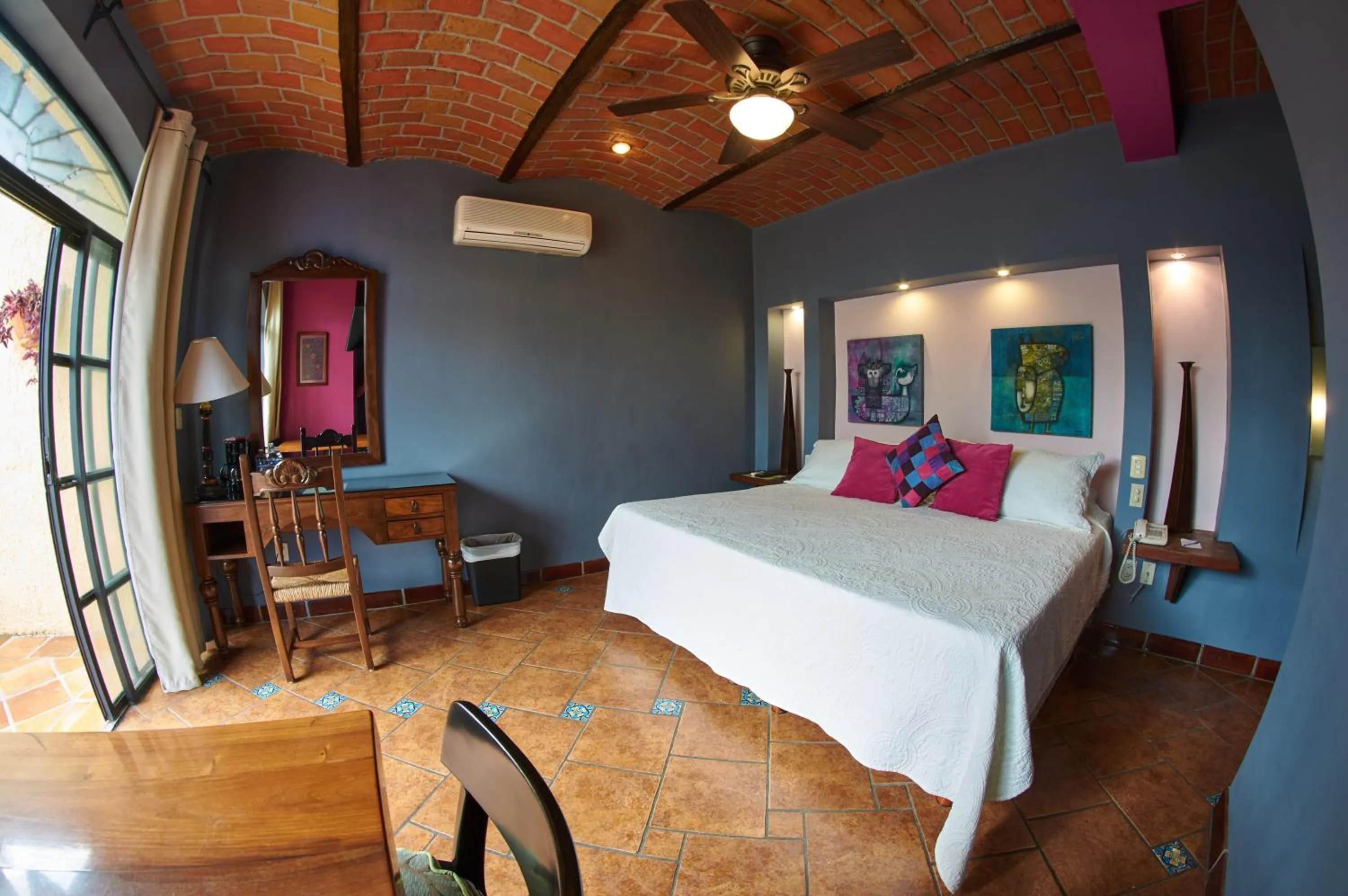 Bedroom, Bed in La Villa del Ensueno Boutique Hotel