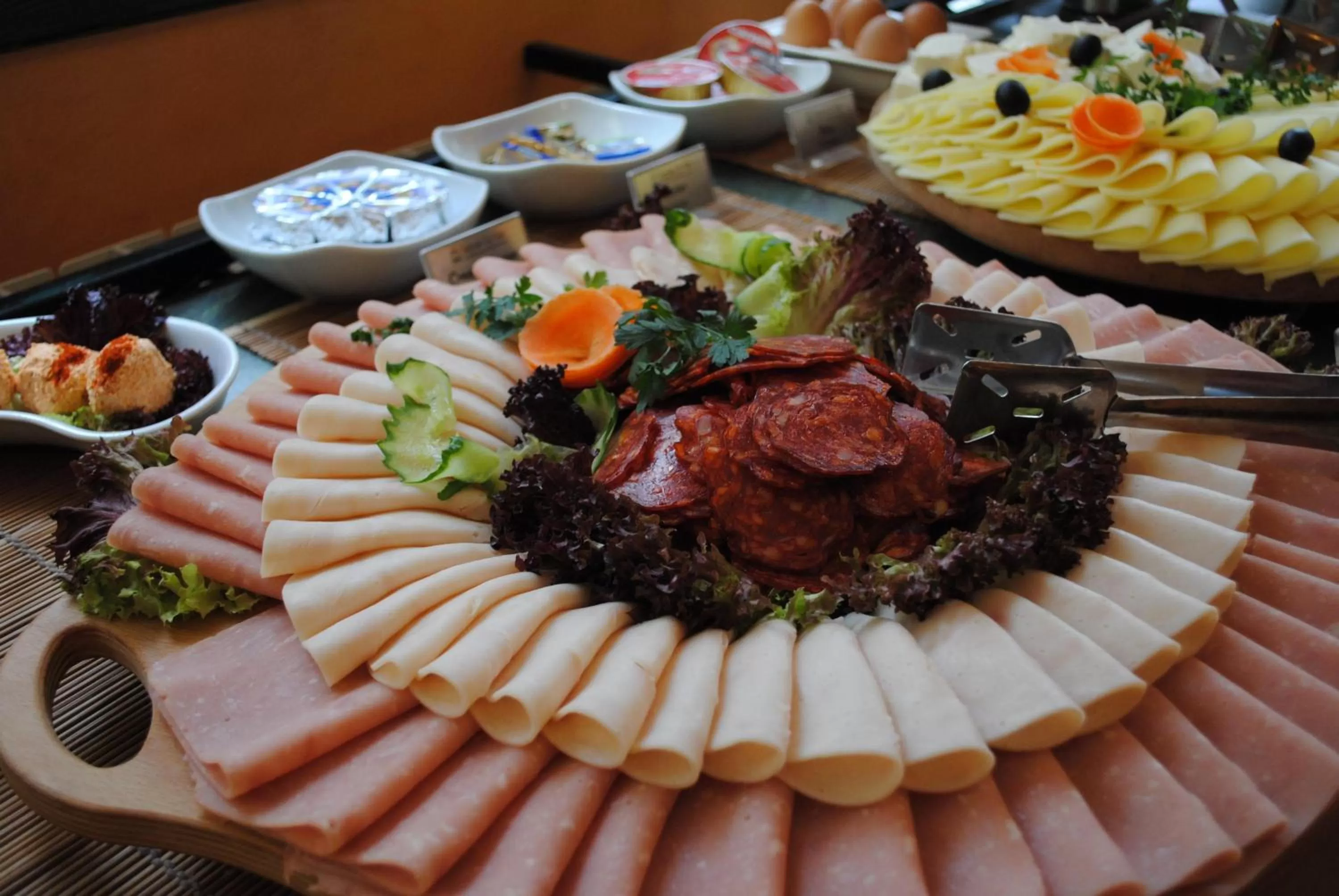 Restaurant/places to eat in Belgrade City Hotel