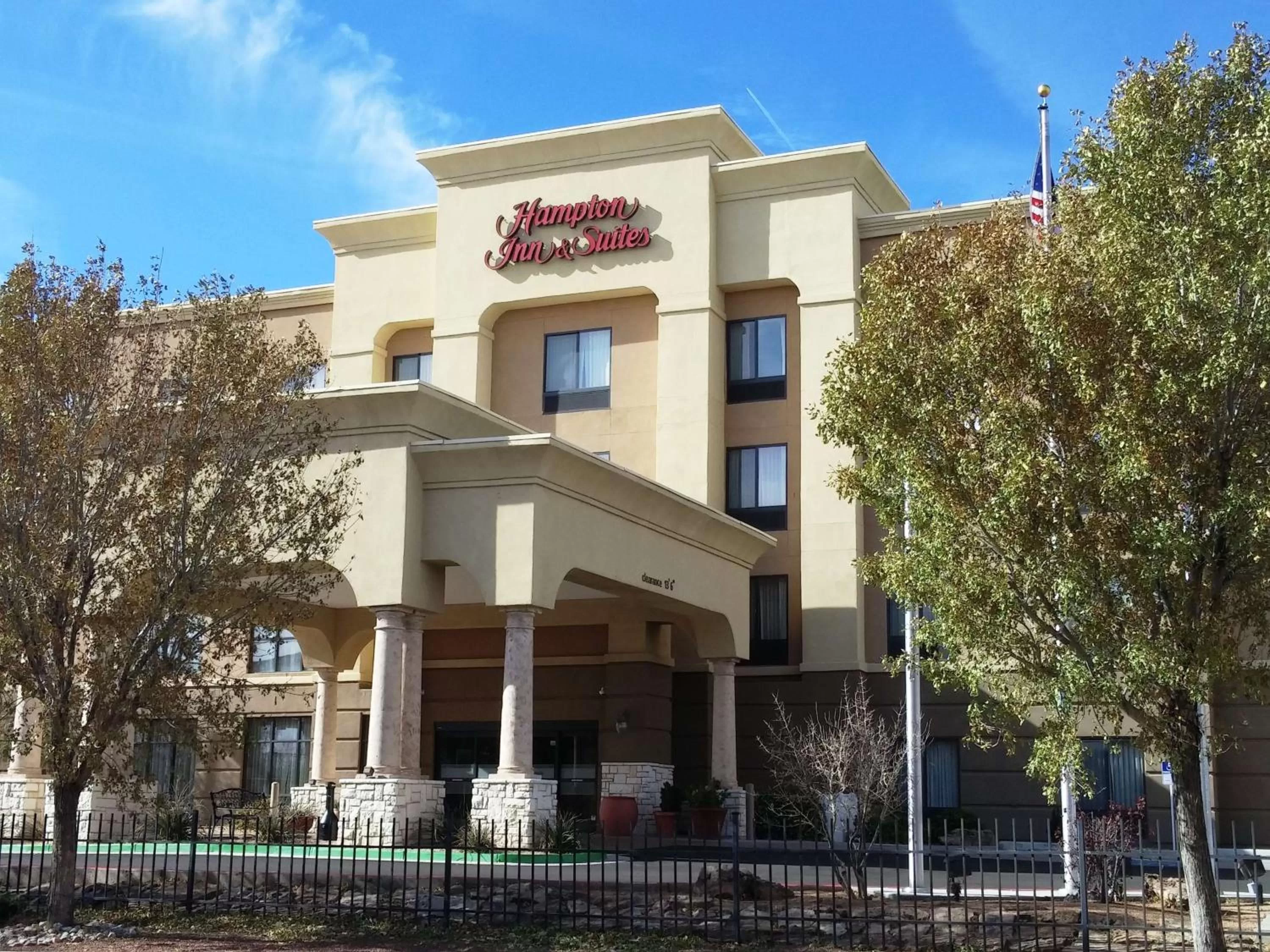 Property building in Hampton Inn & Suites - Coors Road