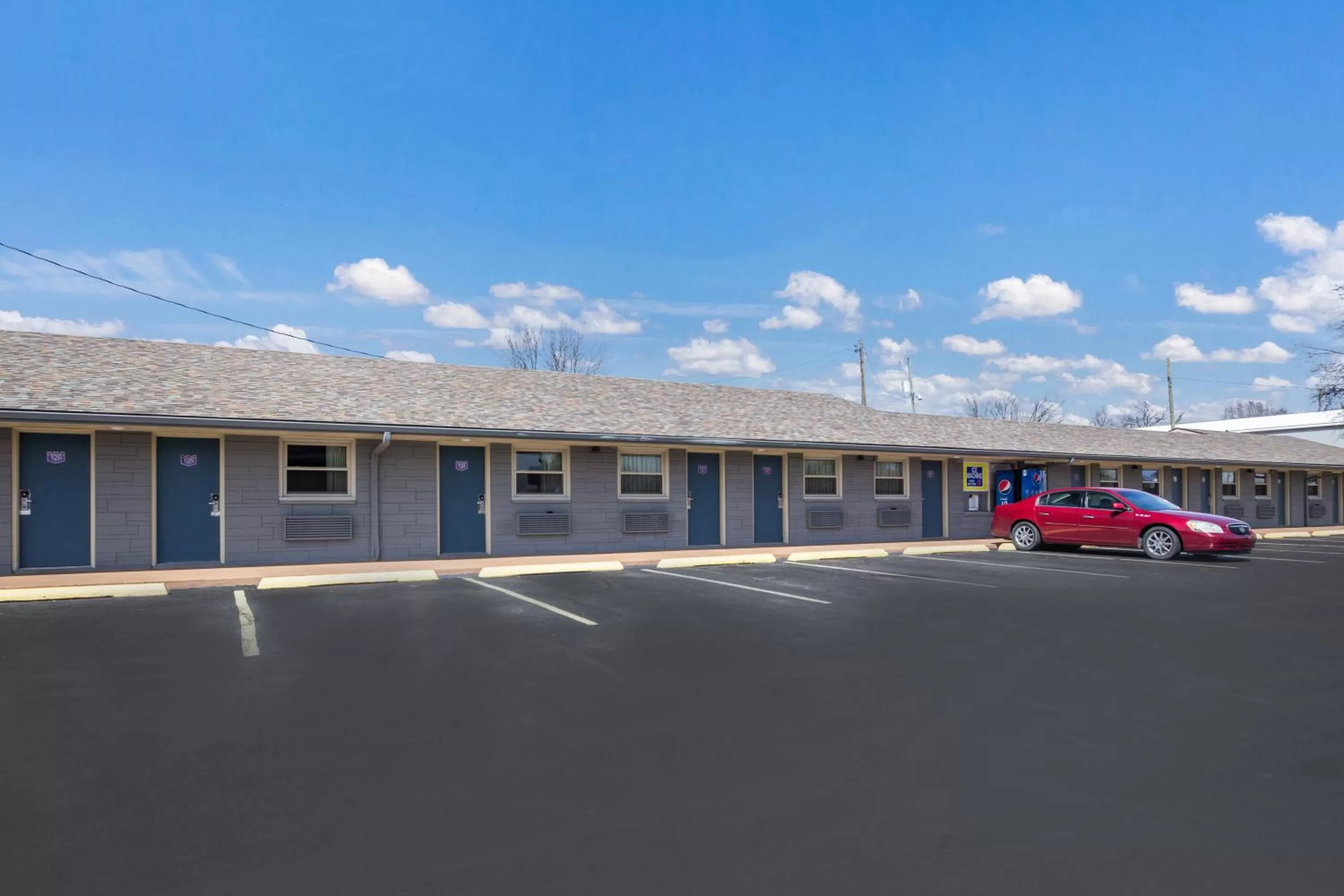 Knights Inn and Suites Salem