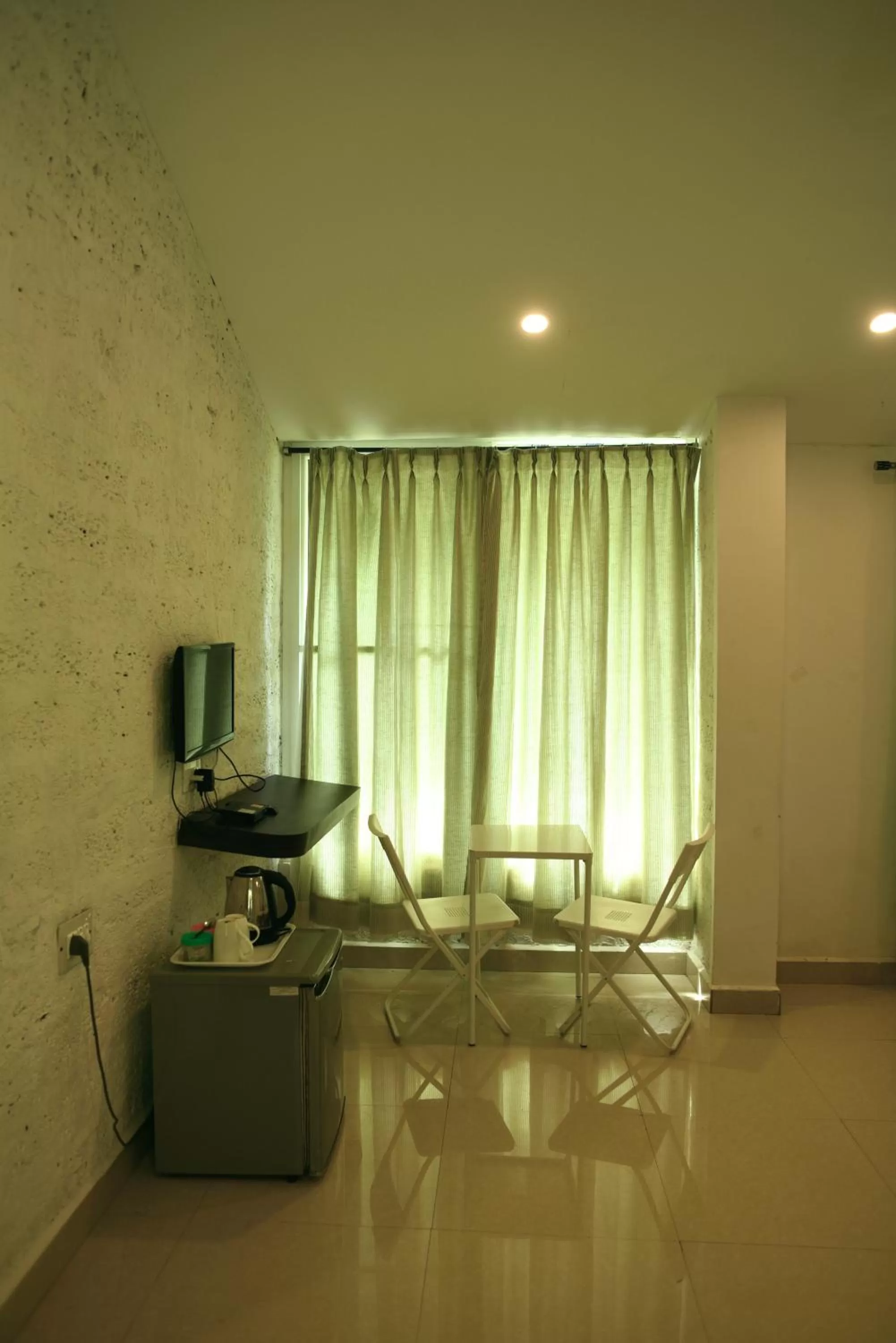 TV and multimedia, TV/Entertainment Center in Red Earth - Gokarna