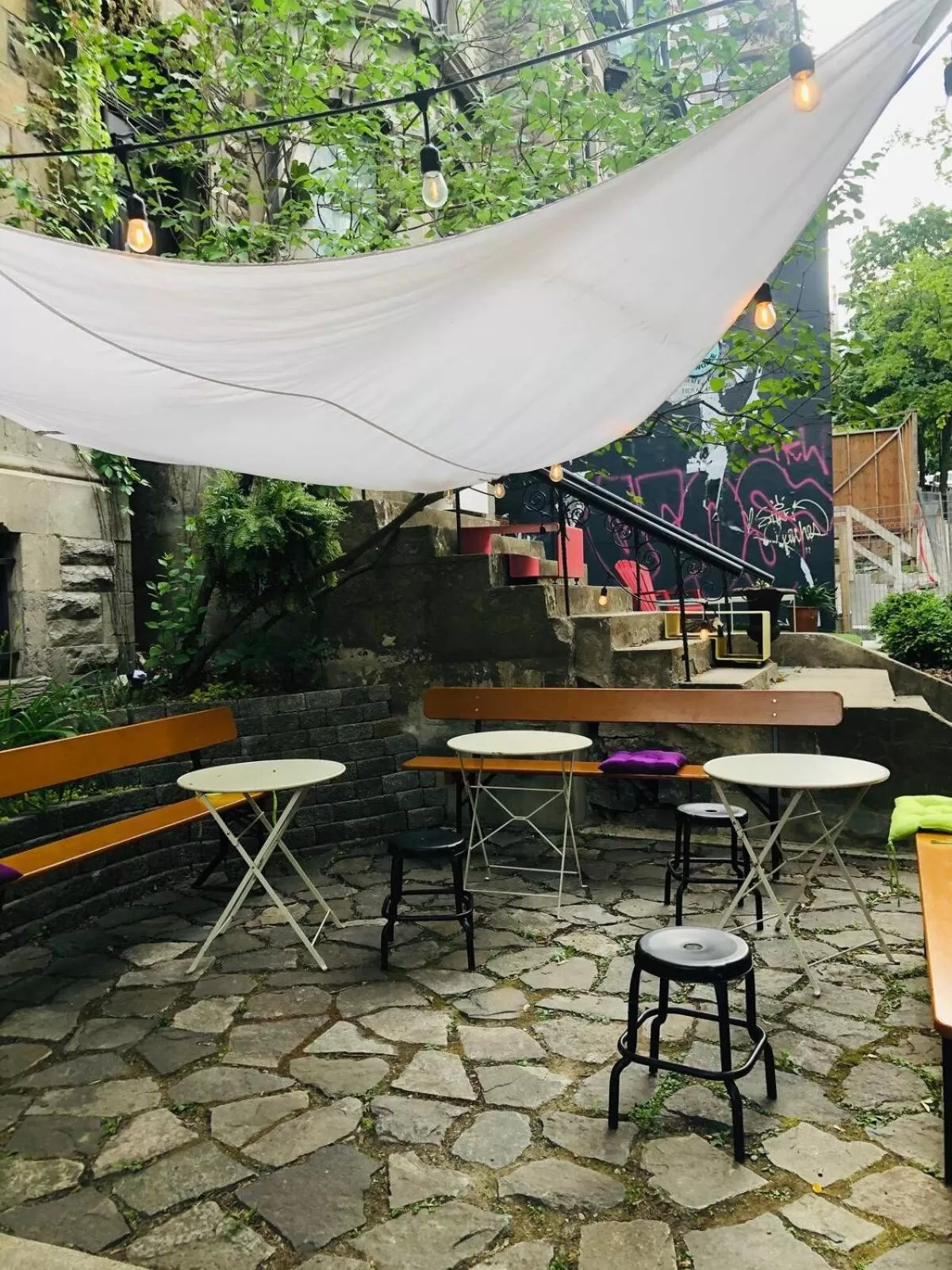 Patio in Ambrose House & Cafe - SELF CHECK-IN GUESTHOUSE