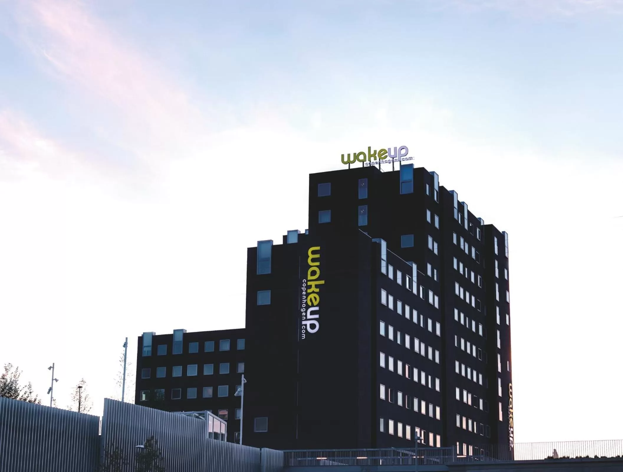 Facade/entrance in Wakeup Copenhagen - Carsten Niebuhrs Gade