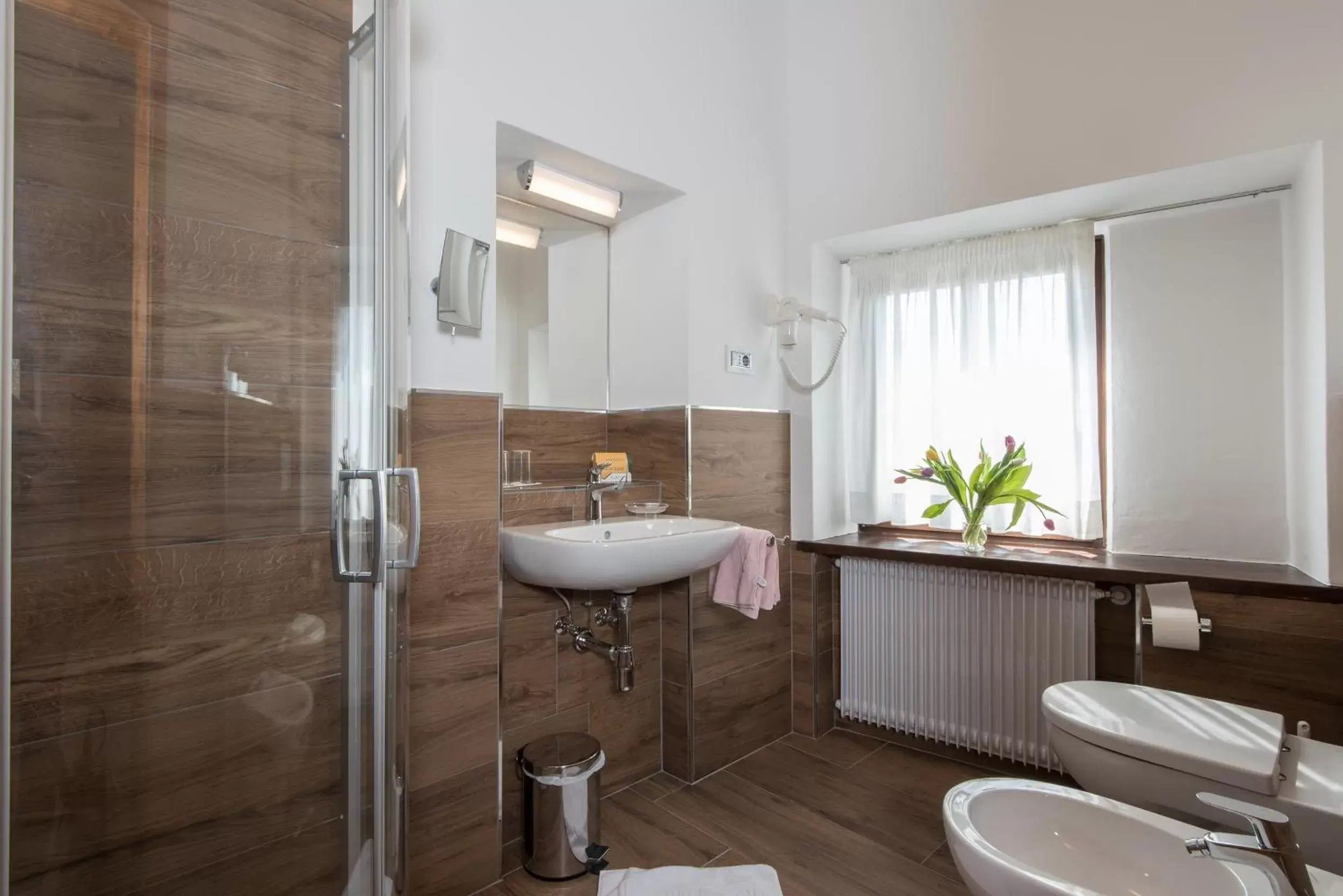 Standard Double Room in Hotel Ansitz Kematen ***S Standard Double Room in Hotel Ansitz Kematen ***S