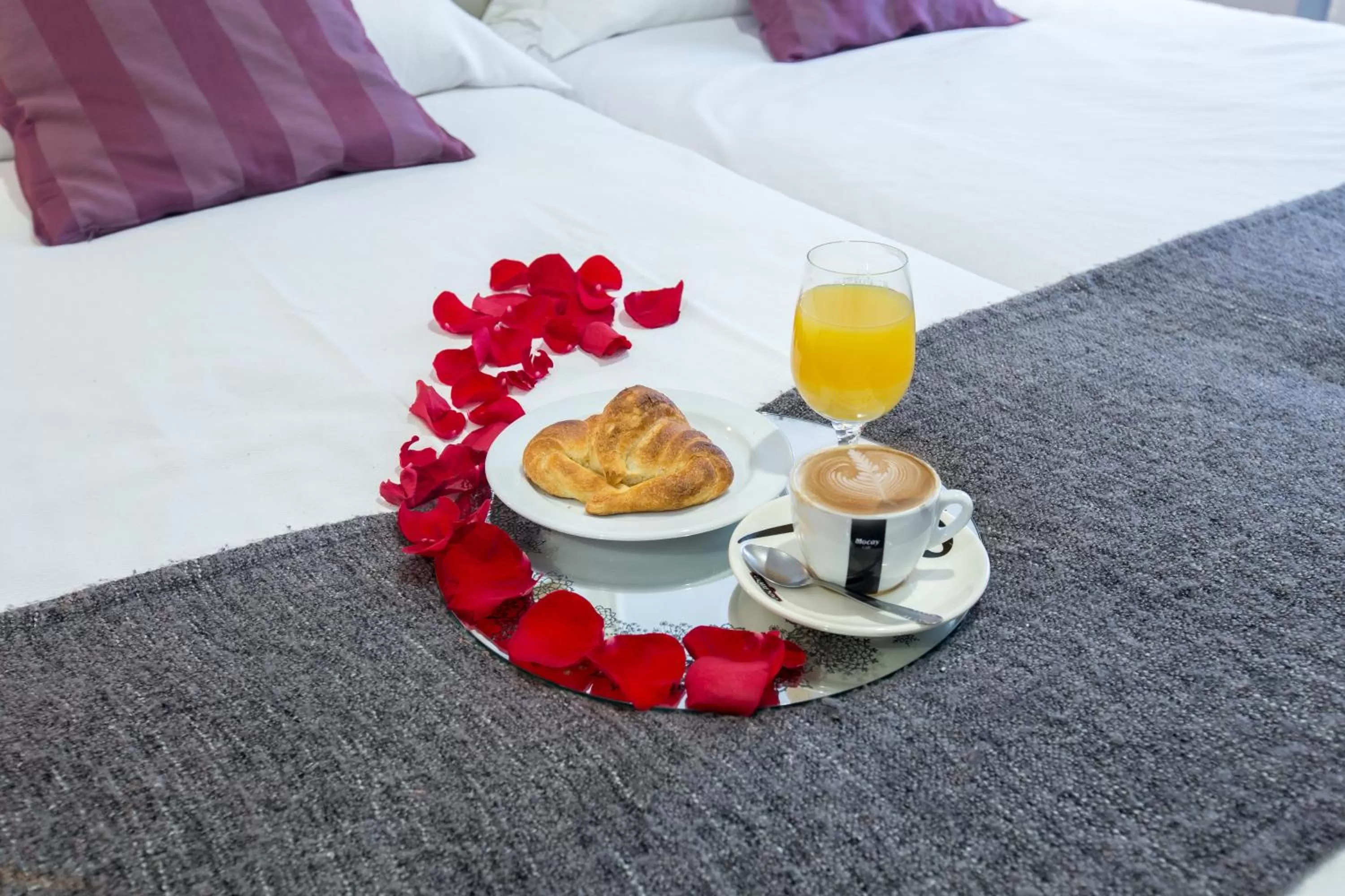 Decorative detail, Bed in Hotel La Encomienda