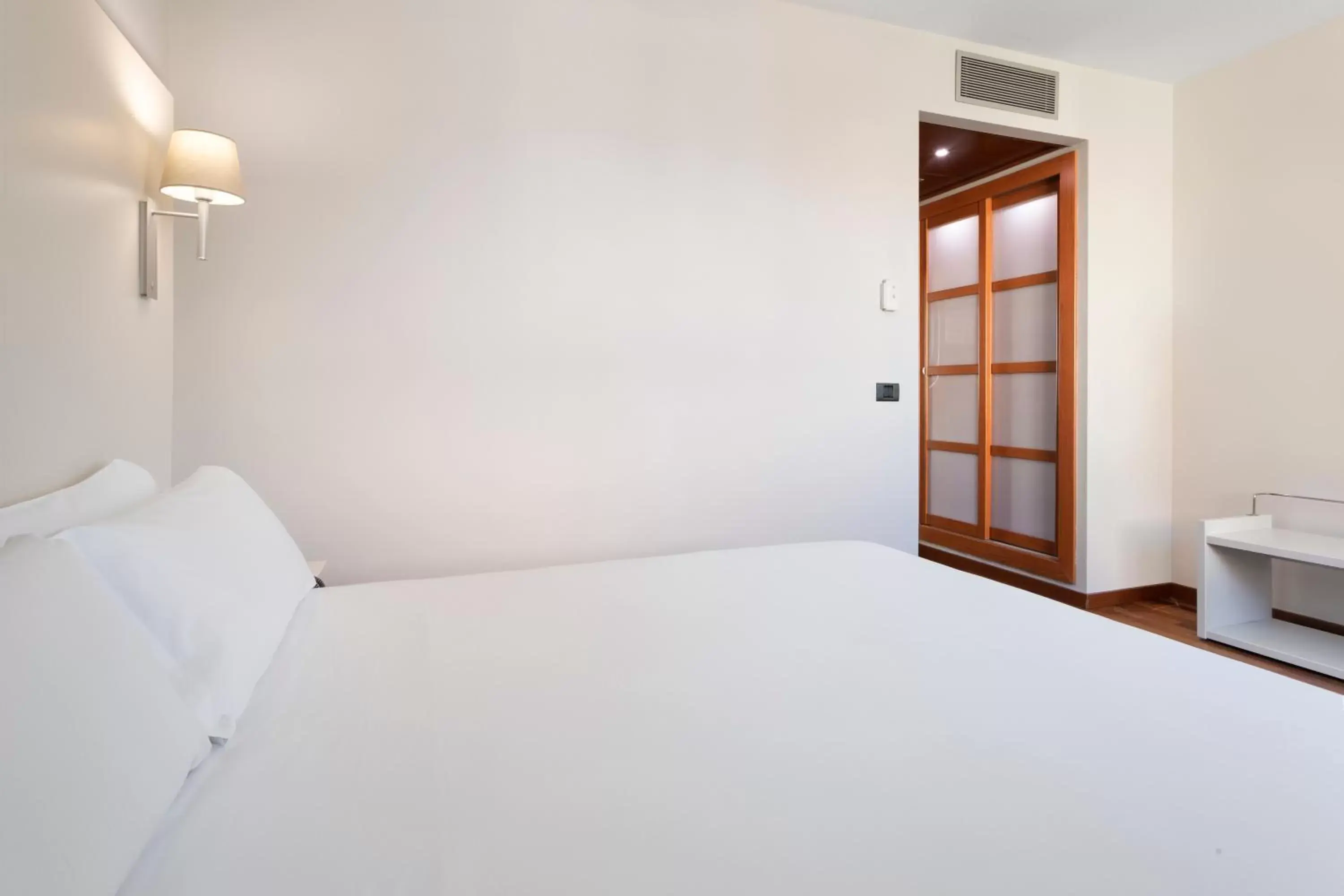 Double Room in B&B HOTEL Elche Double Room in B&B HOTEL Elche