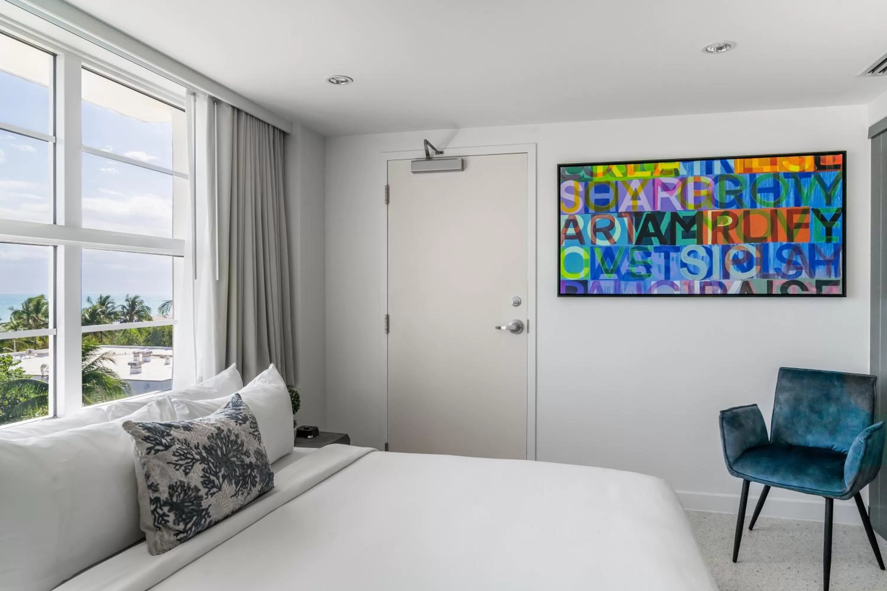 Bed in Clevelander Hotel