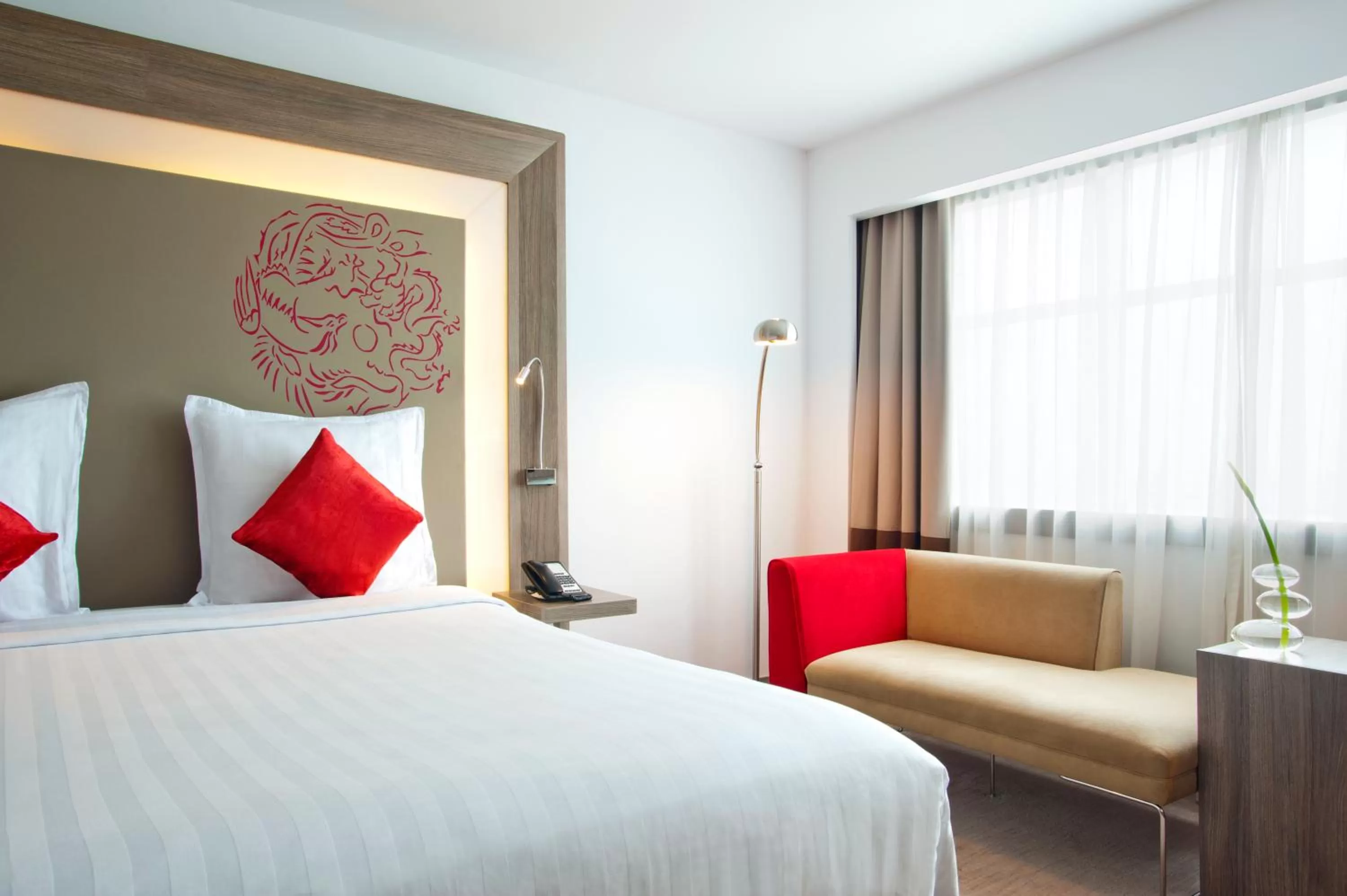 Bedroom, Bed in Novotel Jakarta Gajah Mada