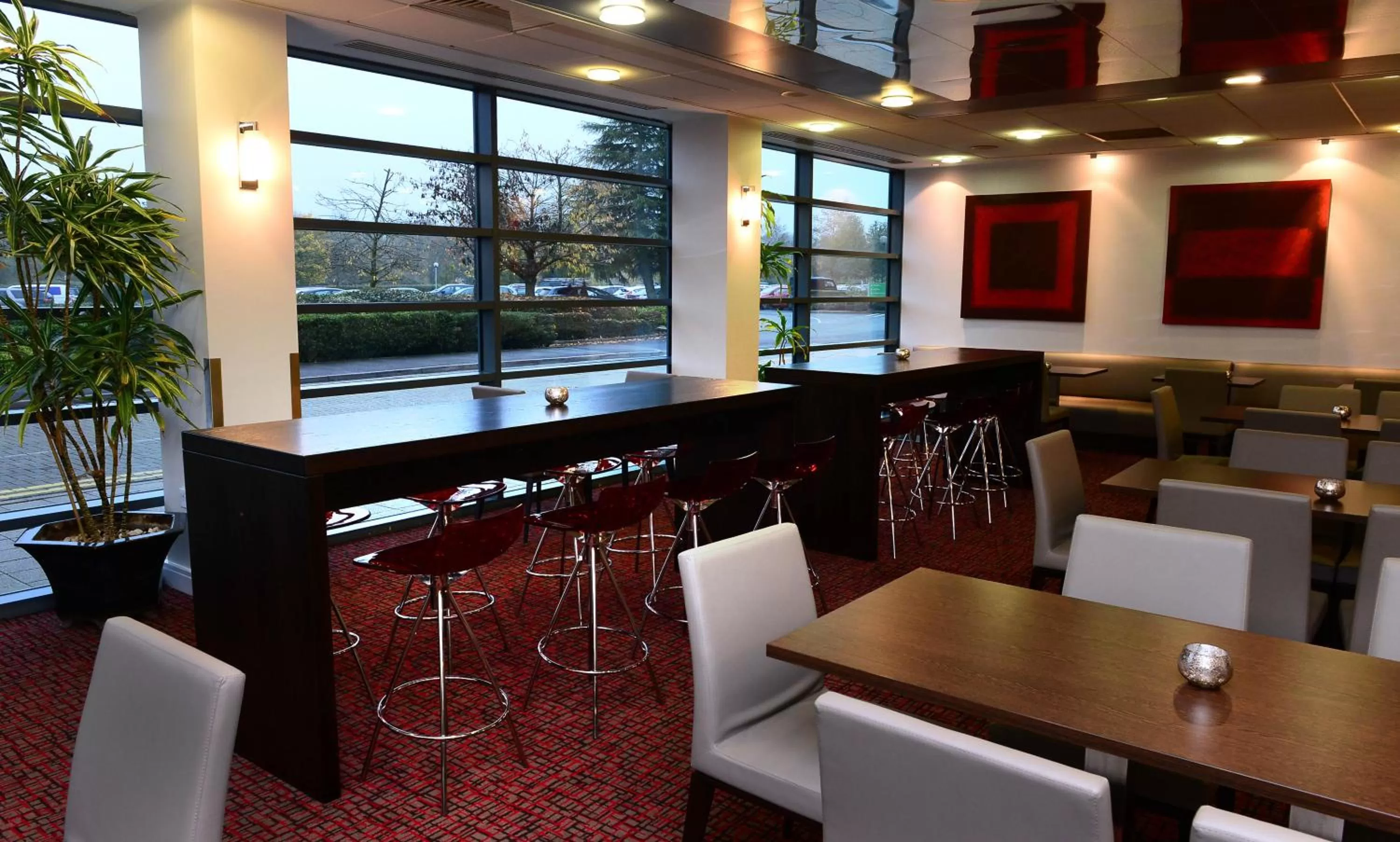 Lounge or bar in International Hotel Telford