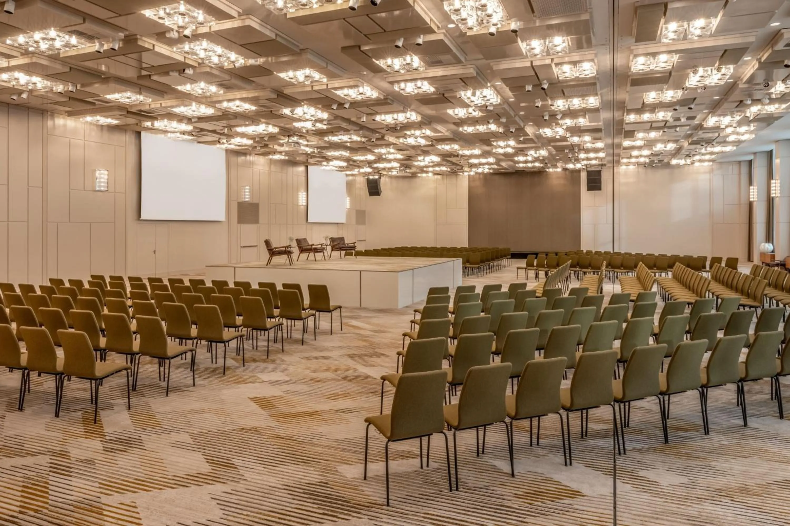 Meeting/conference room in Munich Marriott Hotel City West