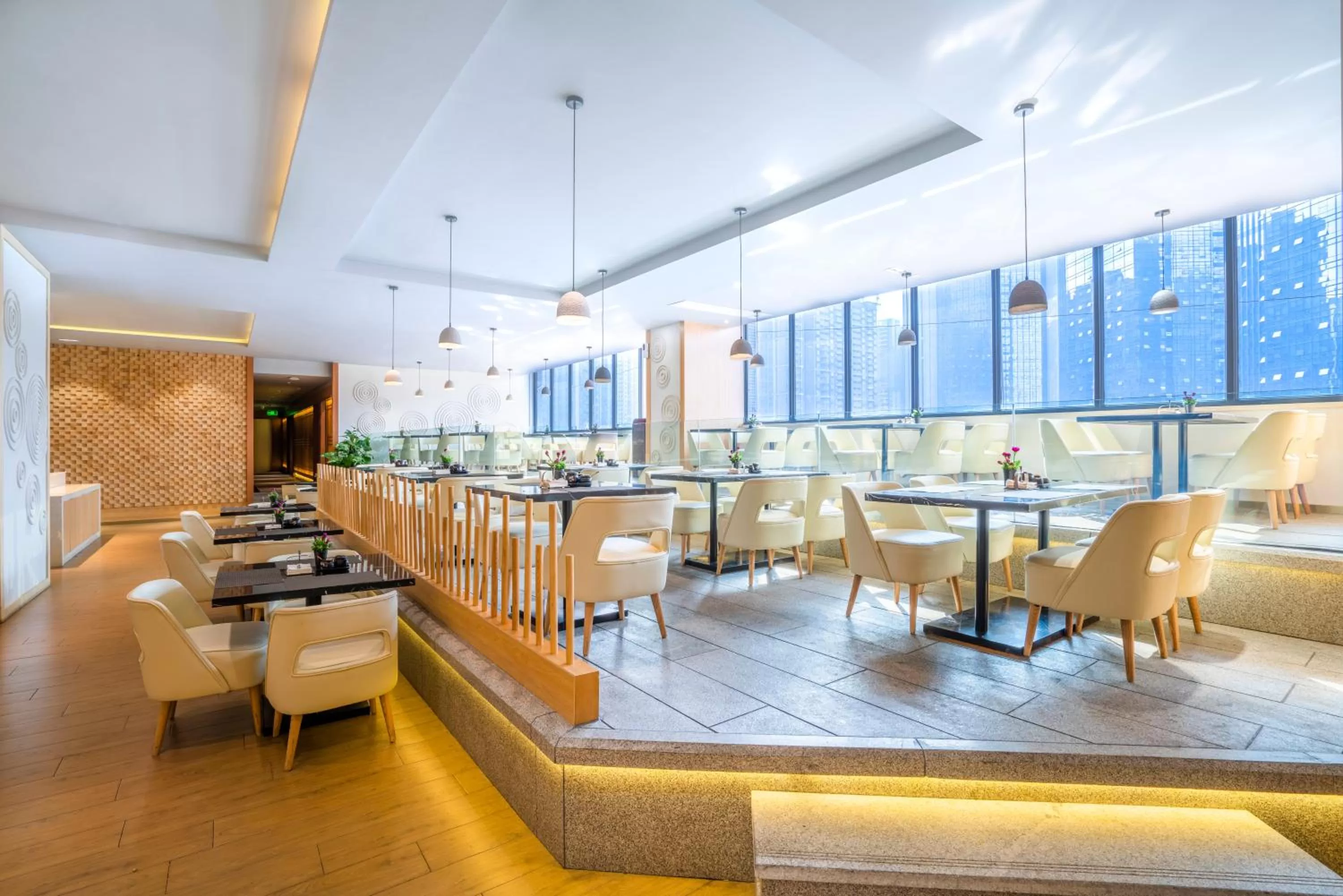 Restaurant/places to eat in Victoria Hotel Guangzhou Zhujiang New Town