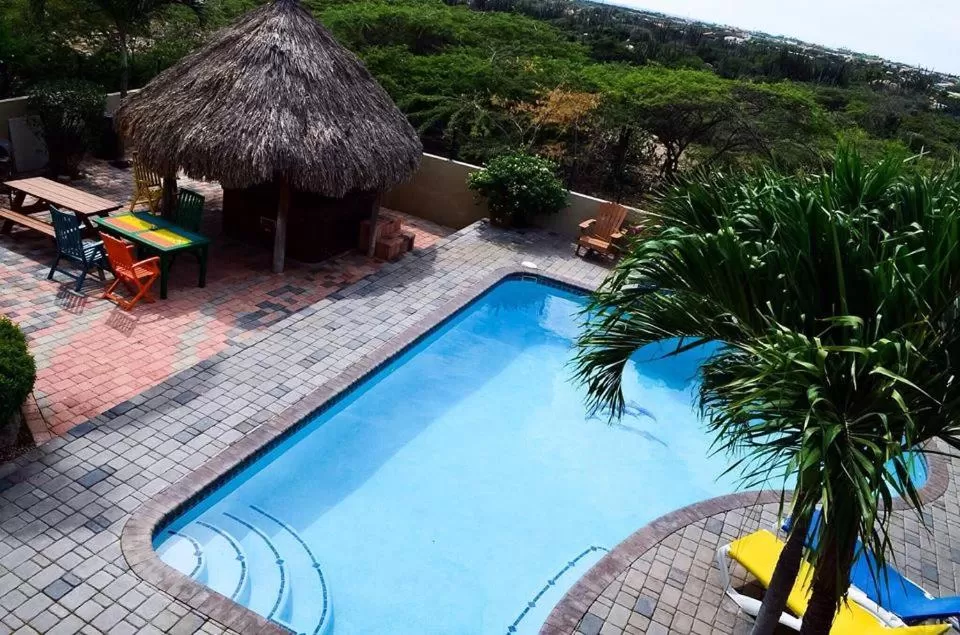 Swimming Pool in La Felicidad