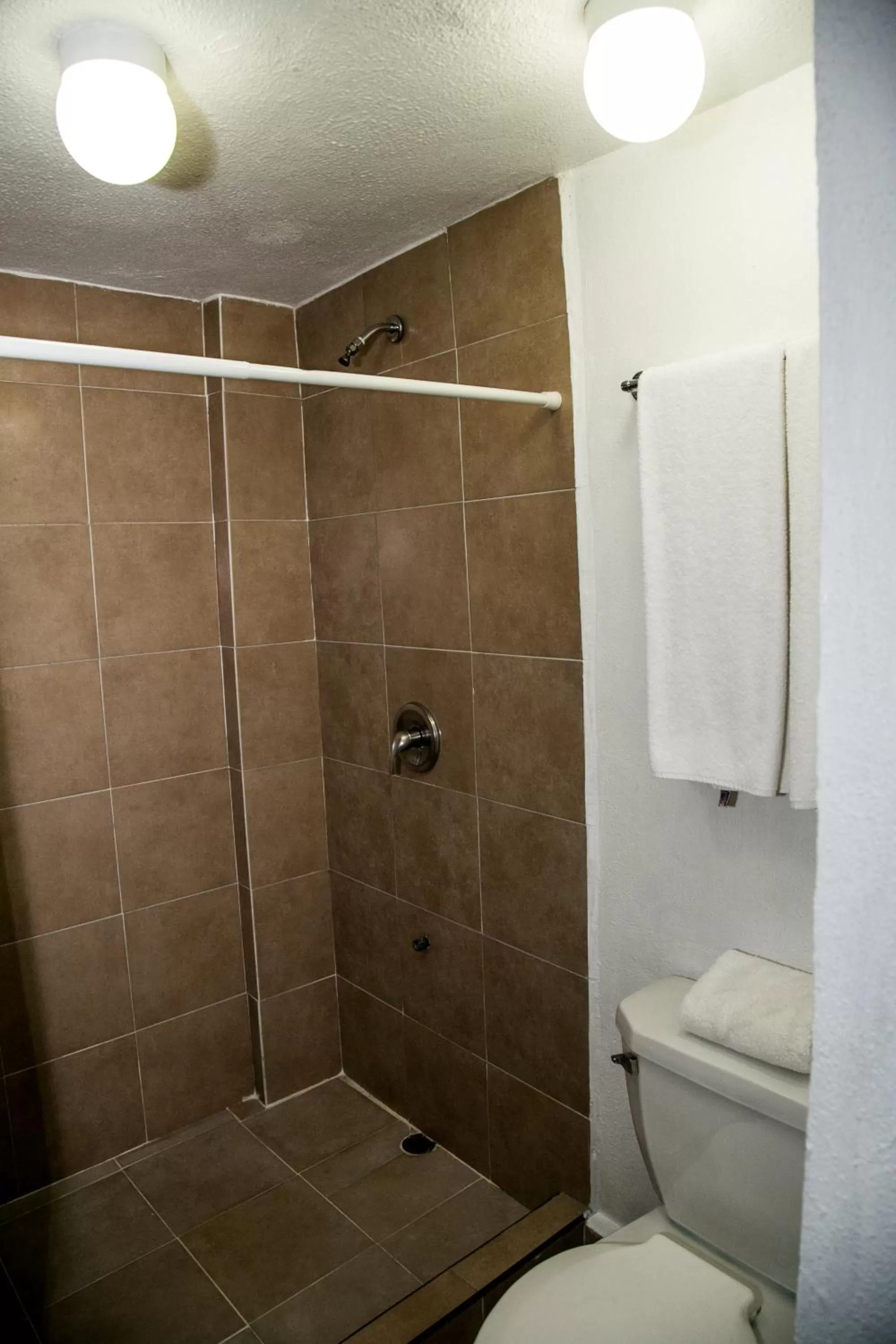 Bathroom in Booking Dioh