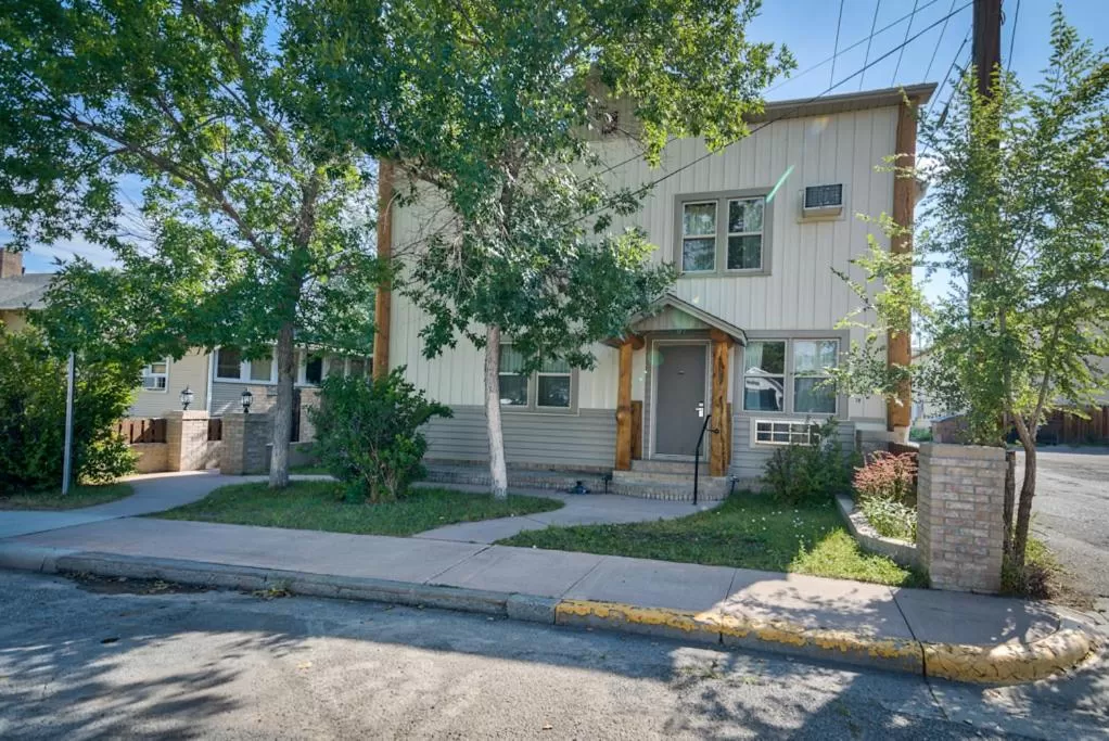 Property building in Moose Creek Lodge & Suites