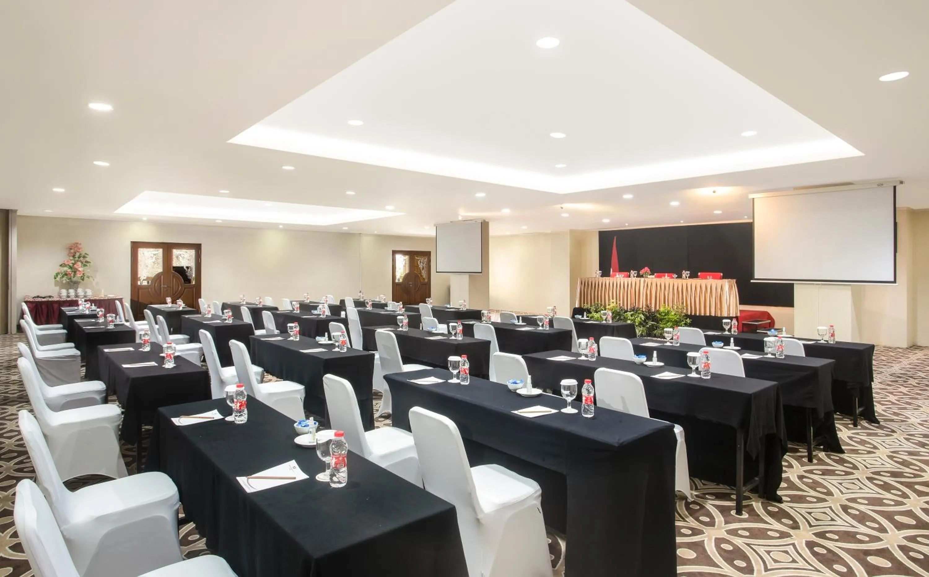 Banquet/Function facilities in Merapi Merbabu Hotel Yogyakarta Powered by Archipelago