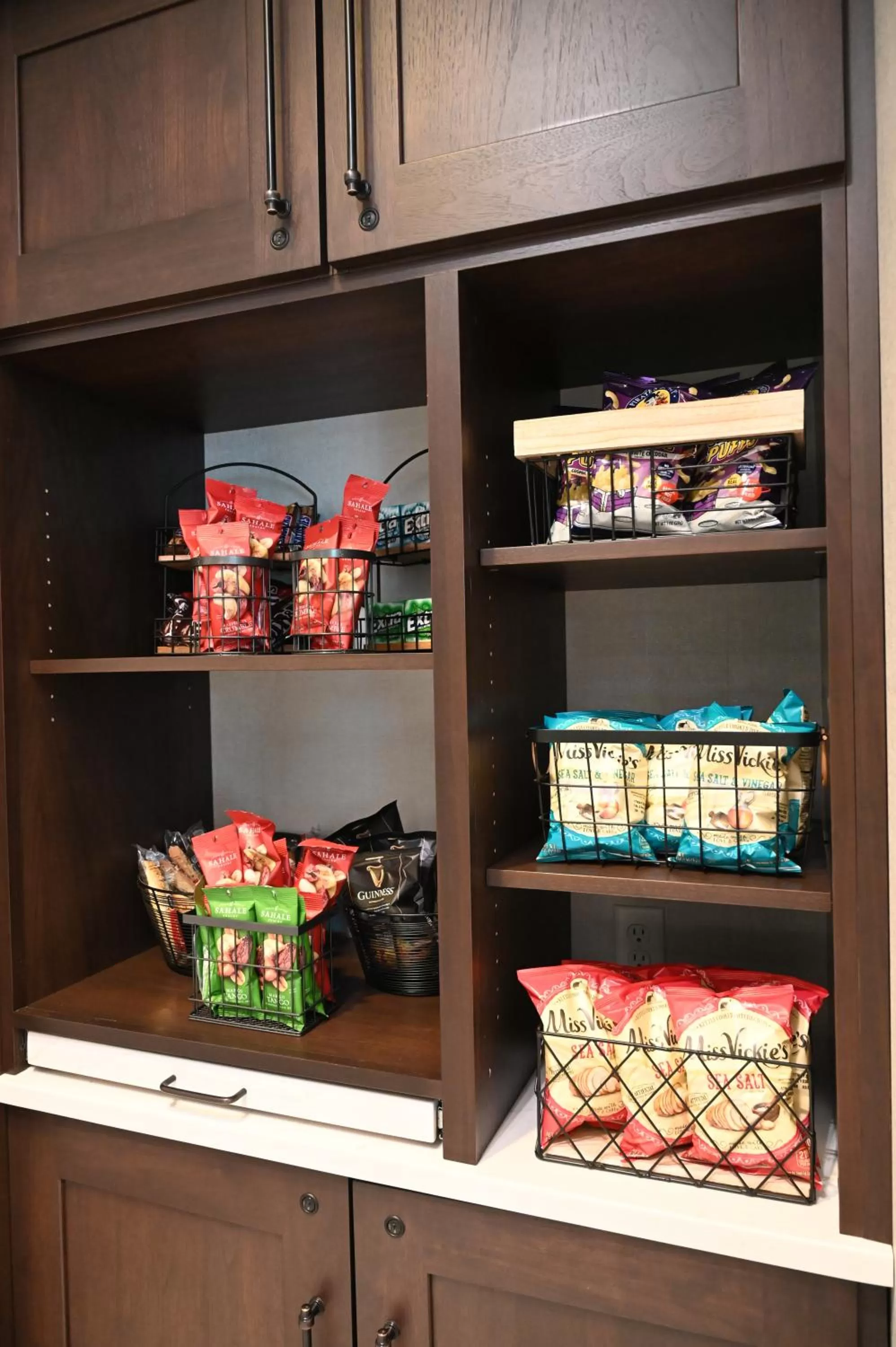 Lobby or reception in Six South St. Hotel