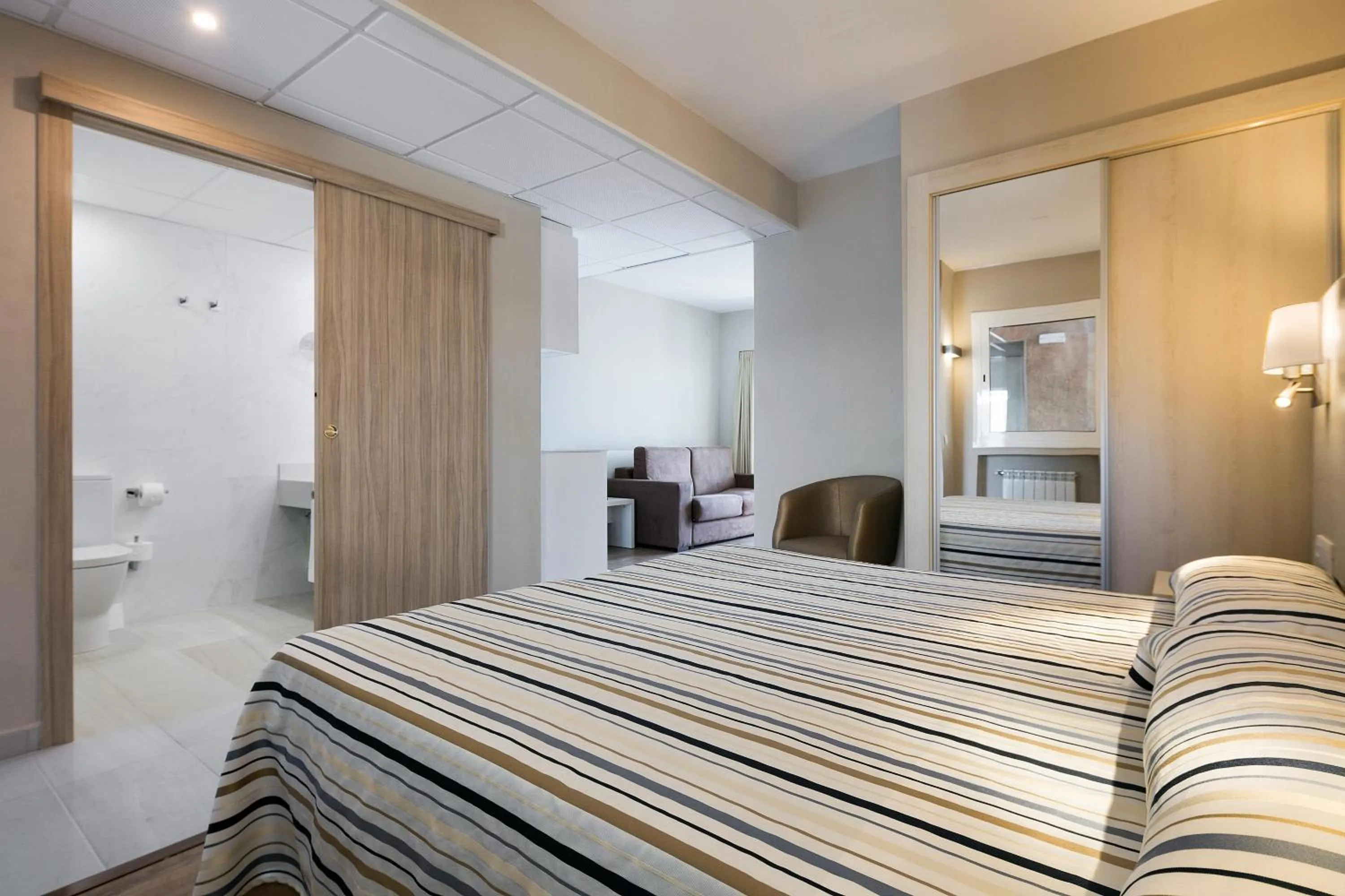 Photo of the whole room, Bed in Hotel Best Da Vinci