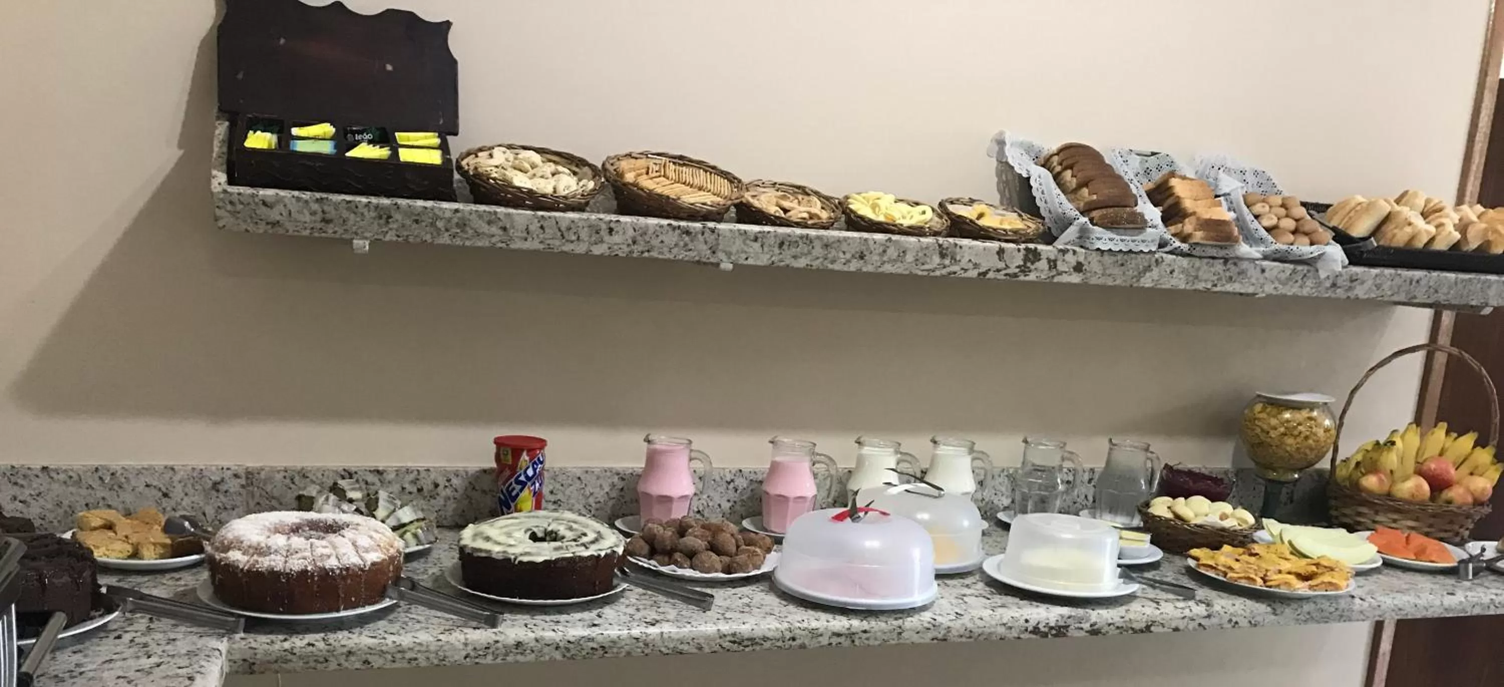 Breakfast, Food in Resende Inn