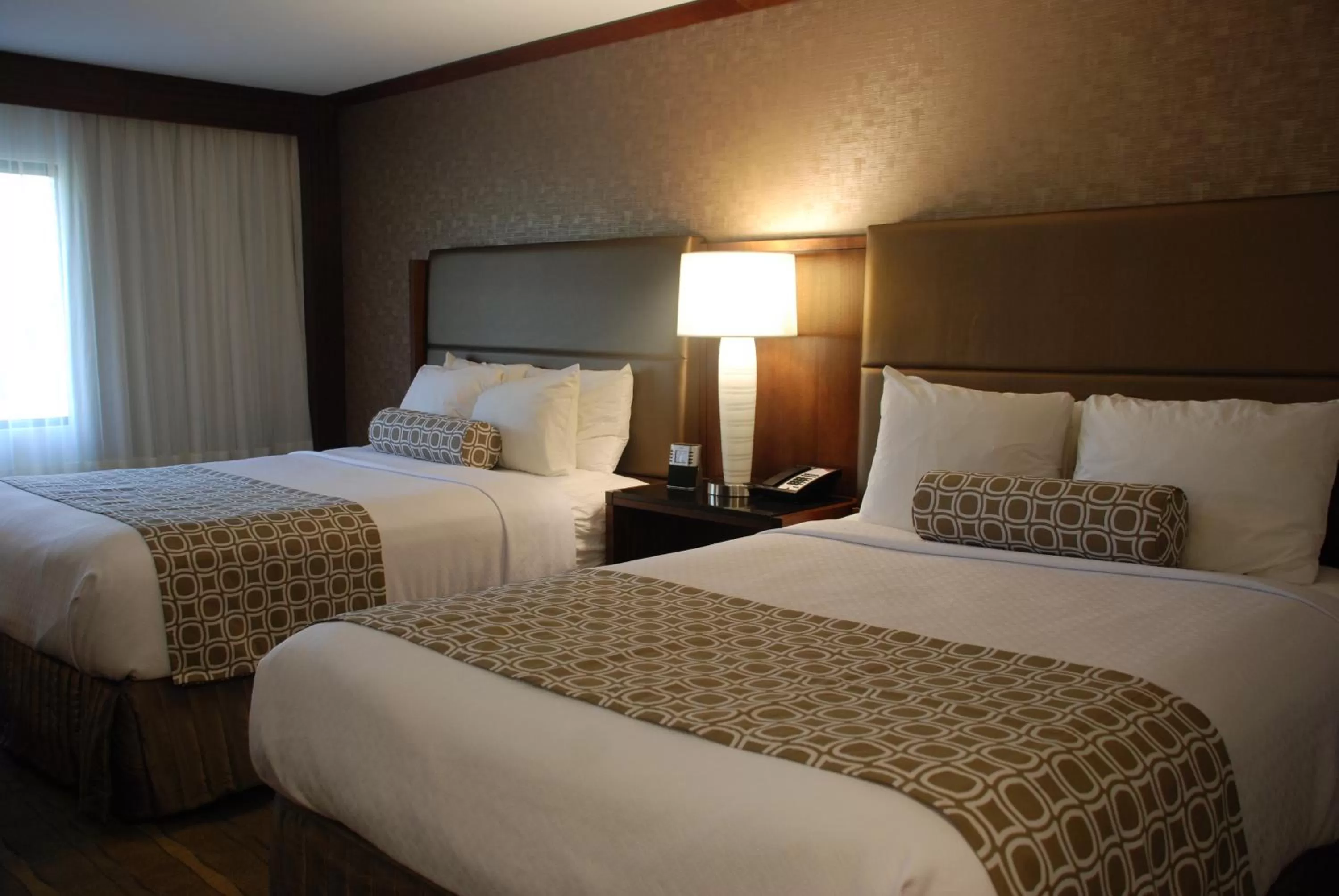 Bedroom, Bed in Crowne Plaza Hotel Foster City-San Mateo by IHG