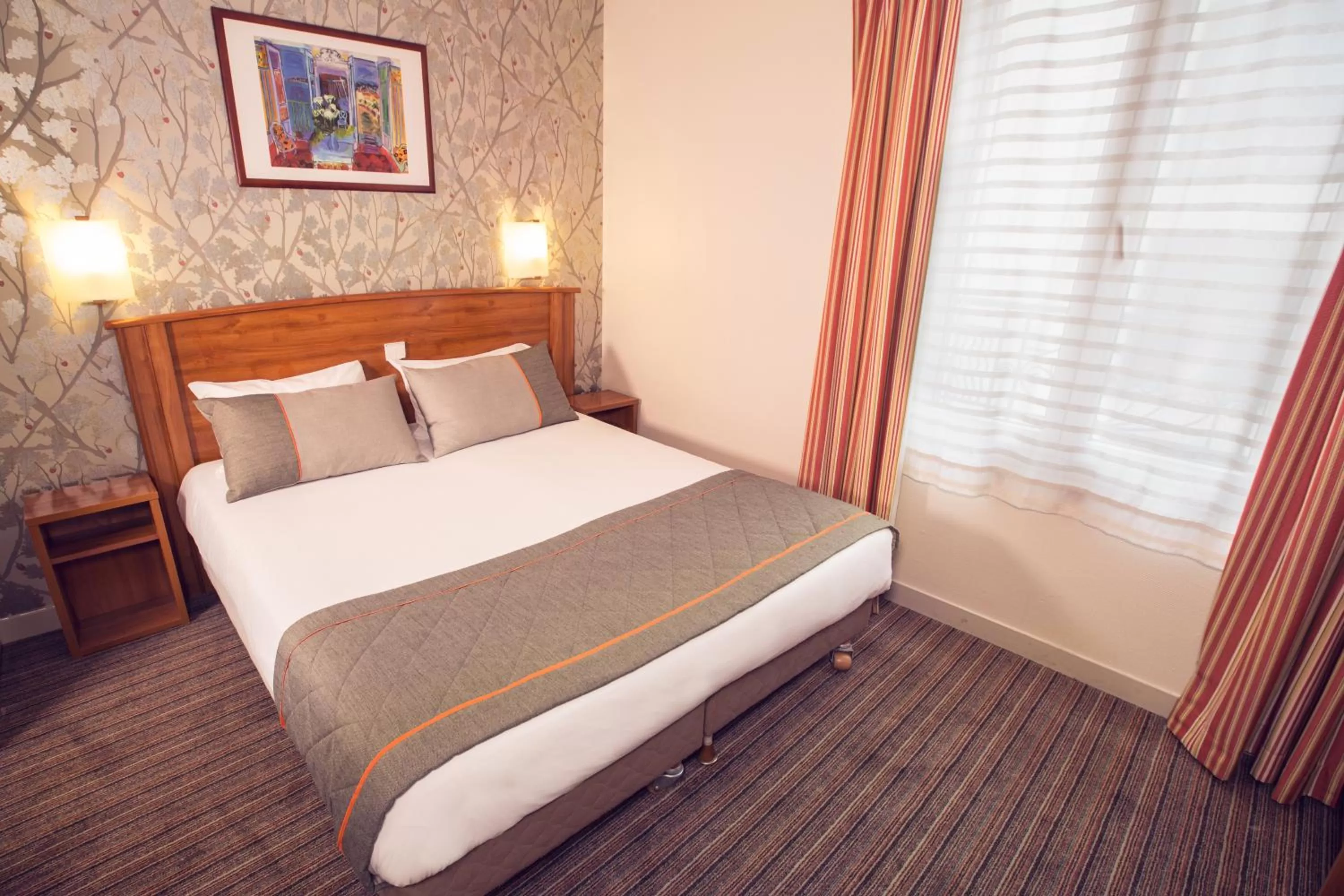 Bed in Timhotel Tour Eiffel