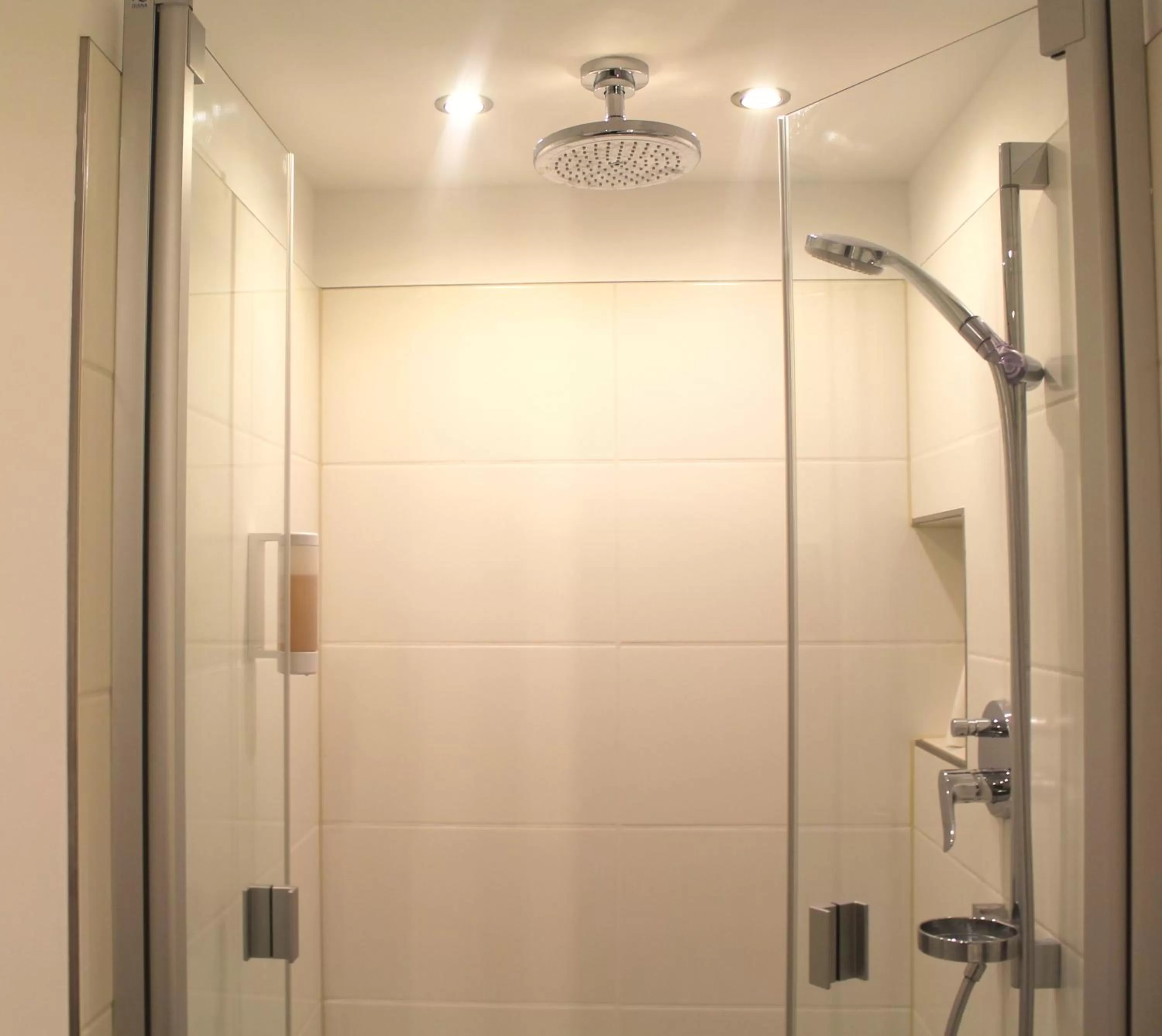 Shower in Hotel Brenner