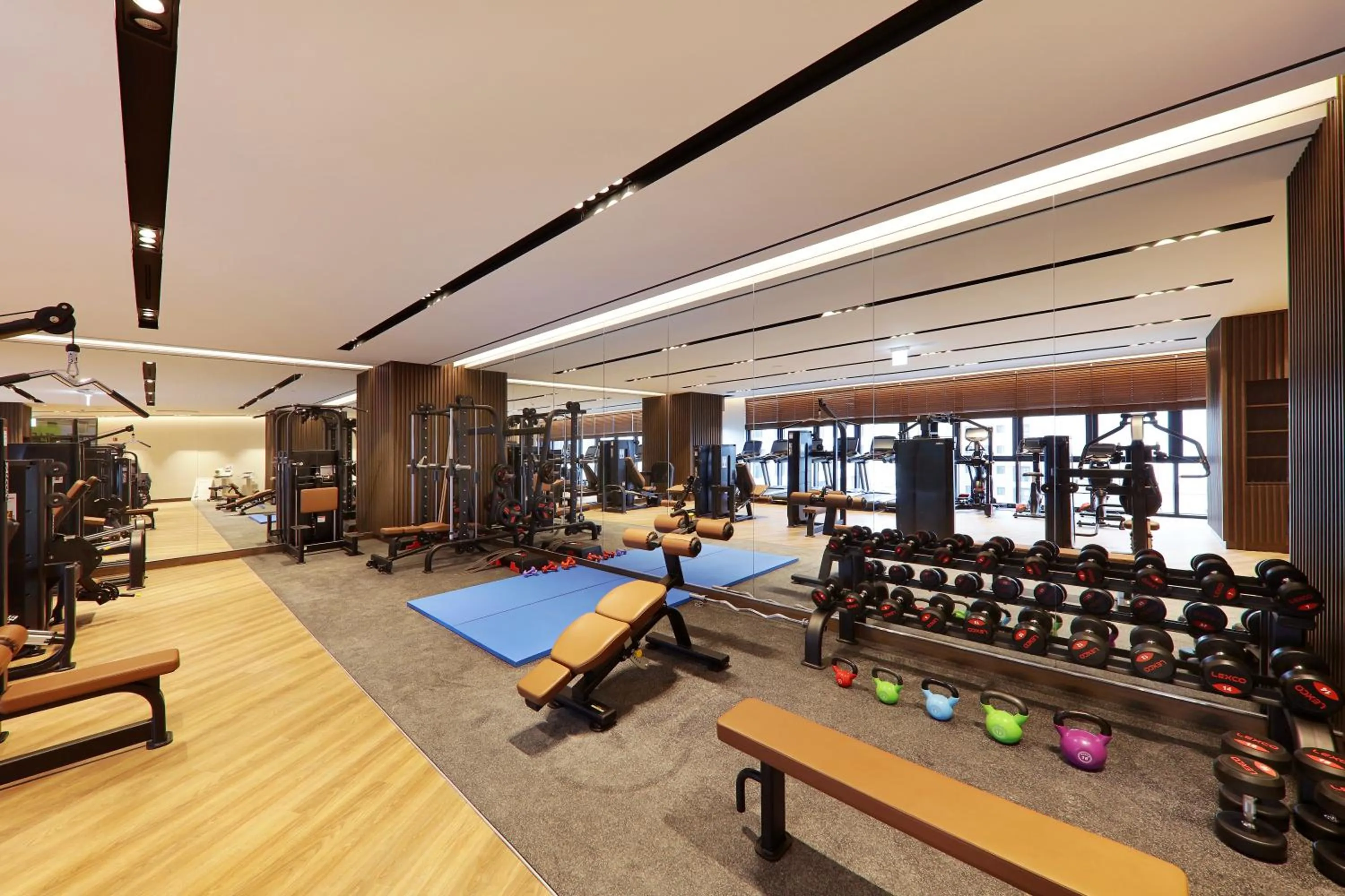 Fitness centre/facilities in Mercure Ambassador Ulsan