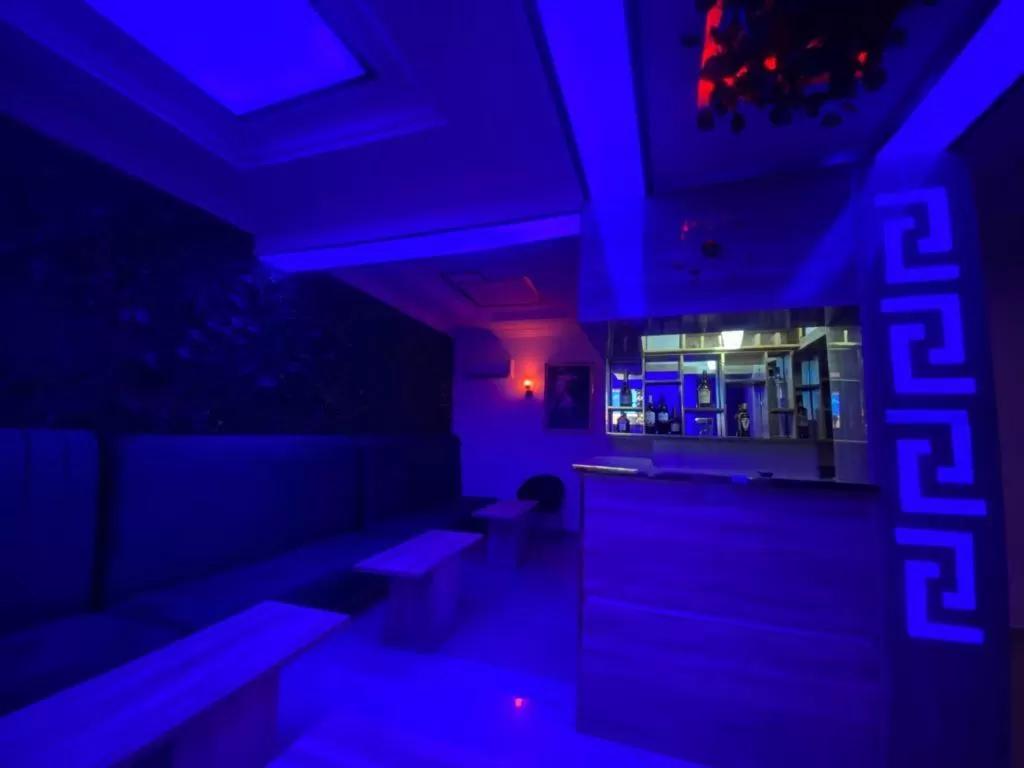 Communal lounge/ TV room, Lobby/Reception in Palazzo Apartments