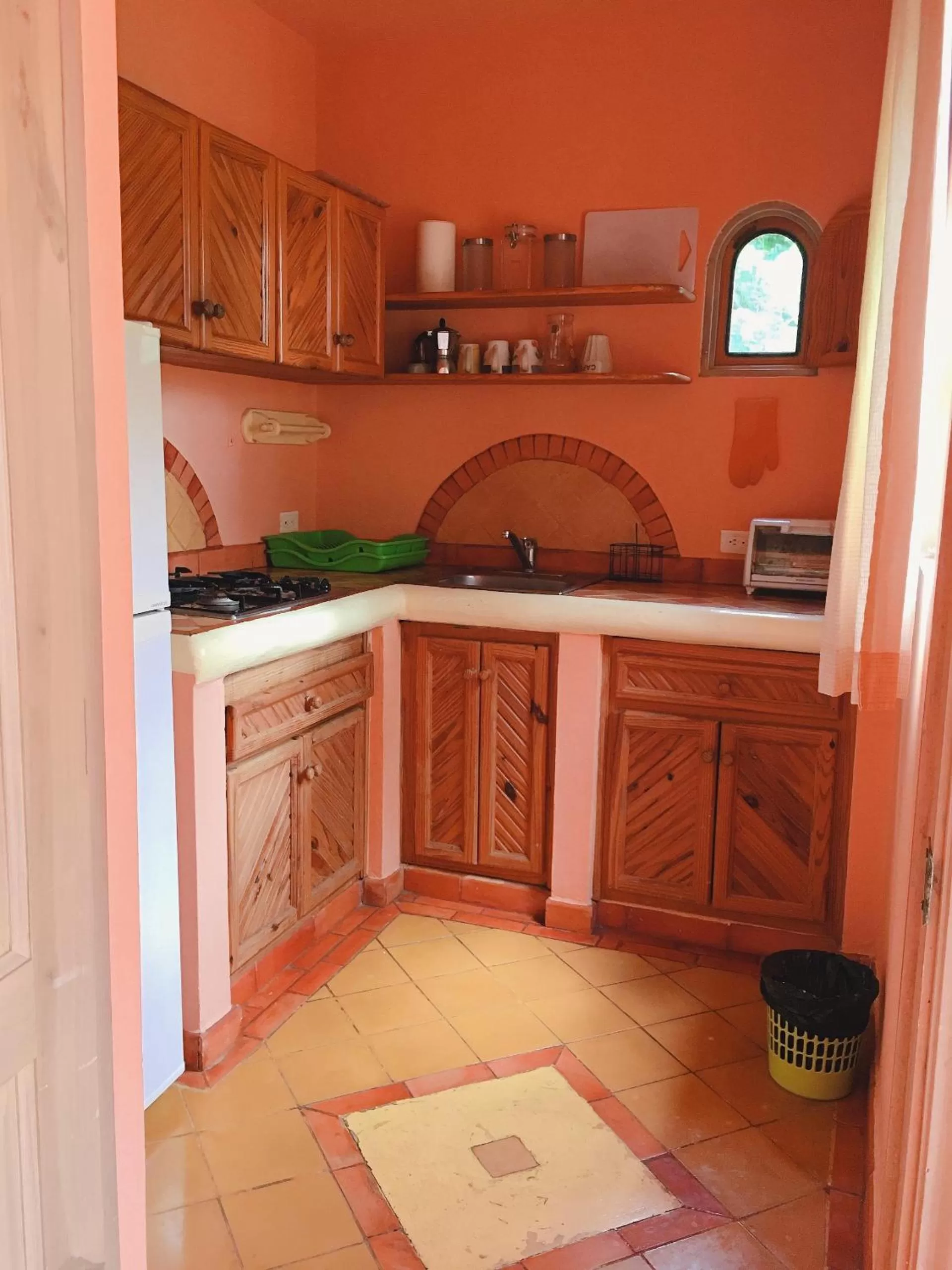 Kitchen/Kitchenette in Hotel - Residencial Madrugada