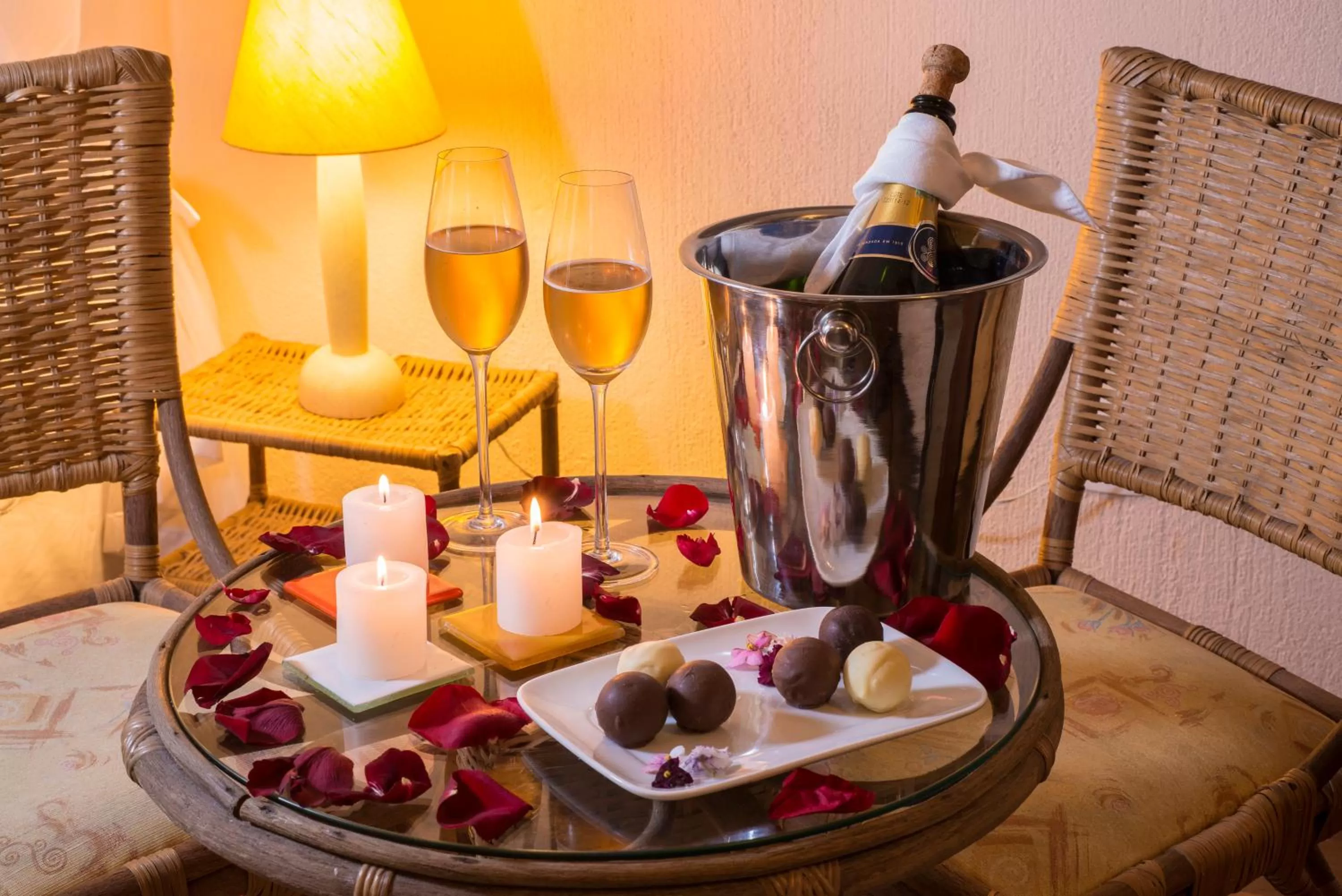 Food and drinks in Pousada Old Beach