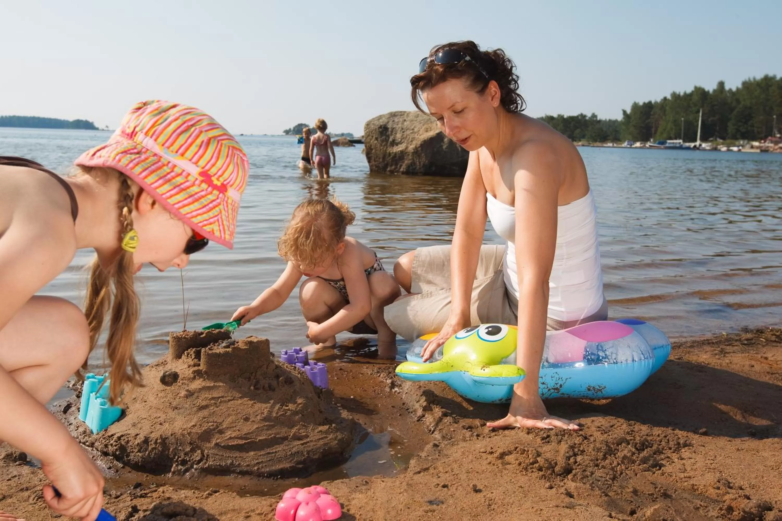 People in Santalahti Resort Cottages & Villas