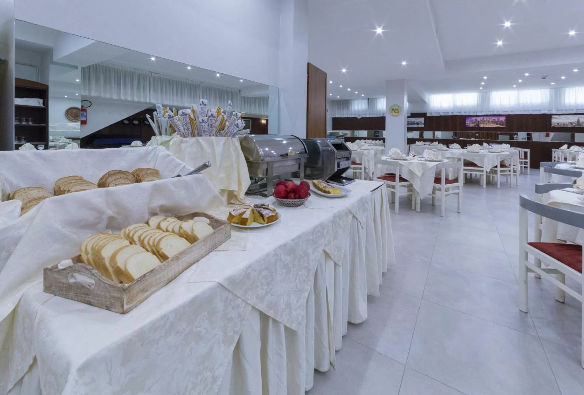 Restaurant/places to eat in Eurhotel