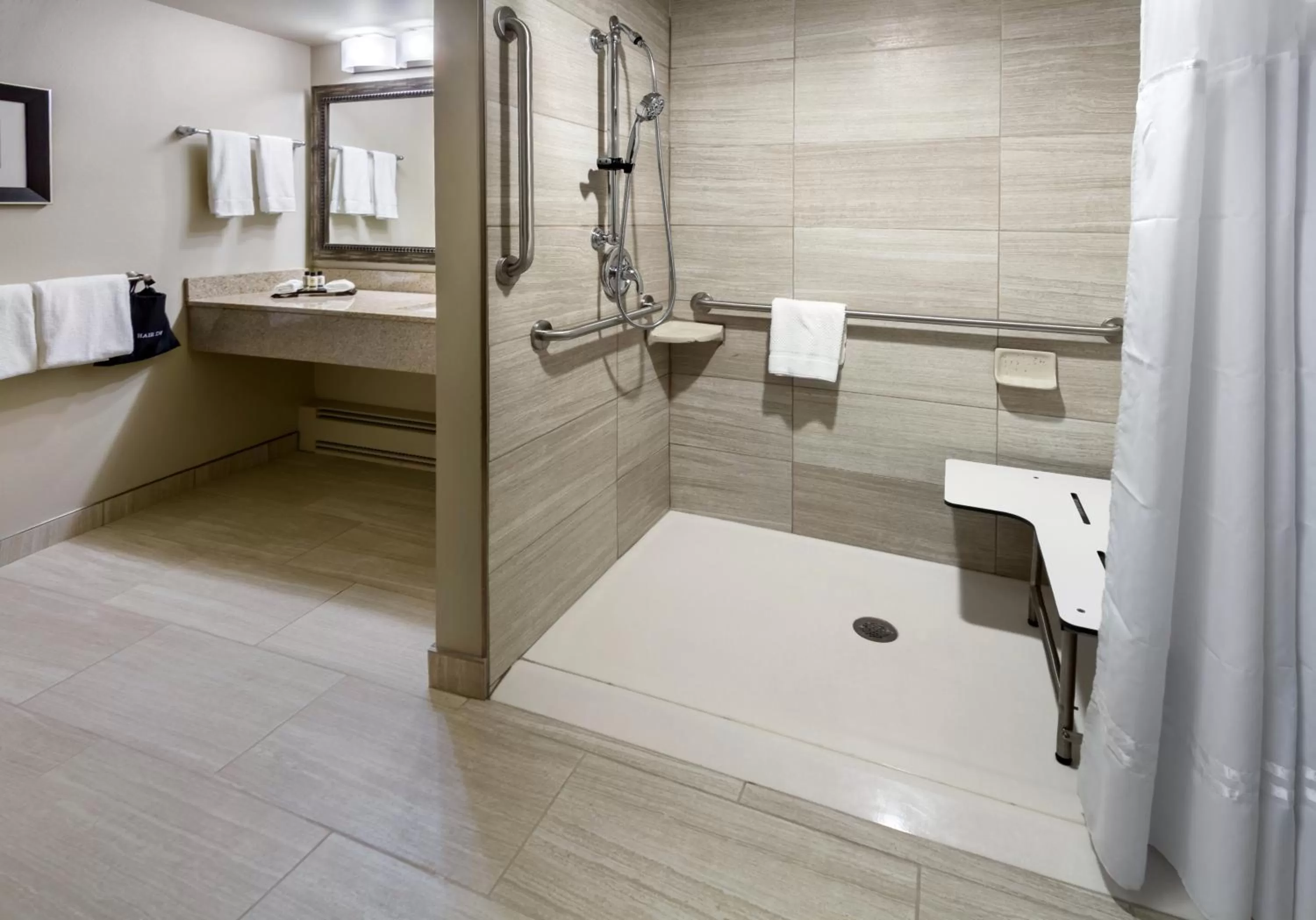 Shower in Aspen Select