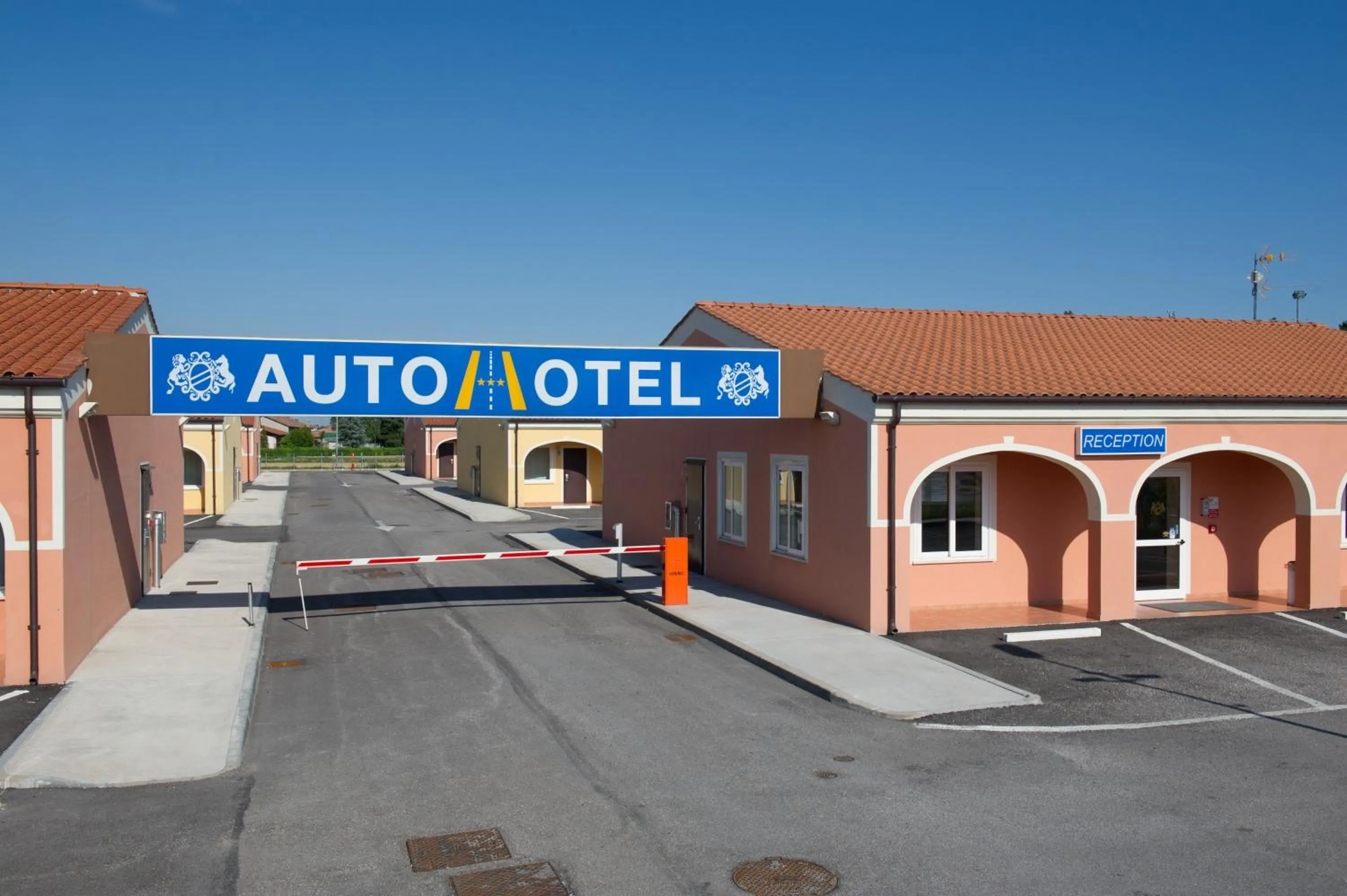 Facade/entrance in Autohotel Venezia