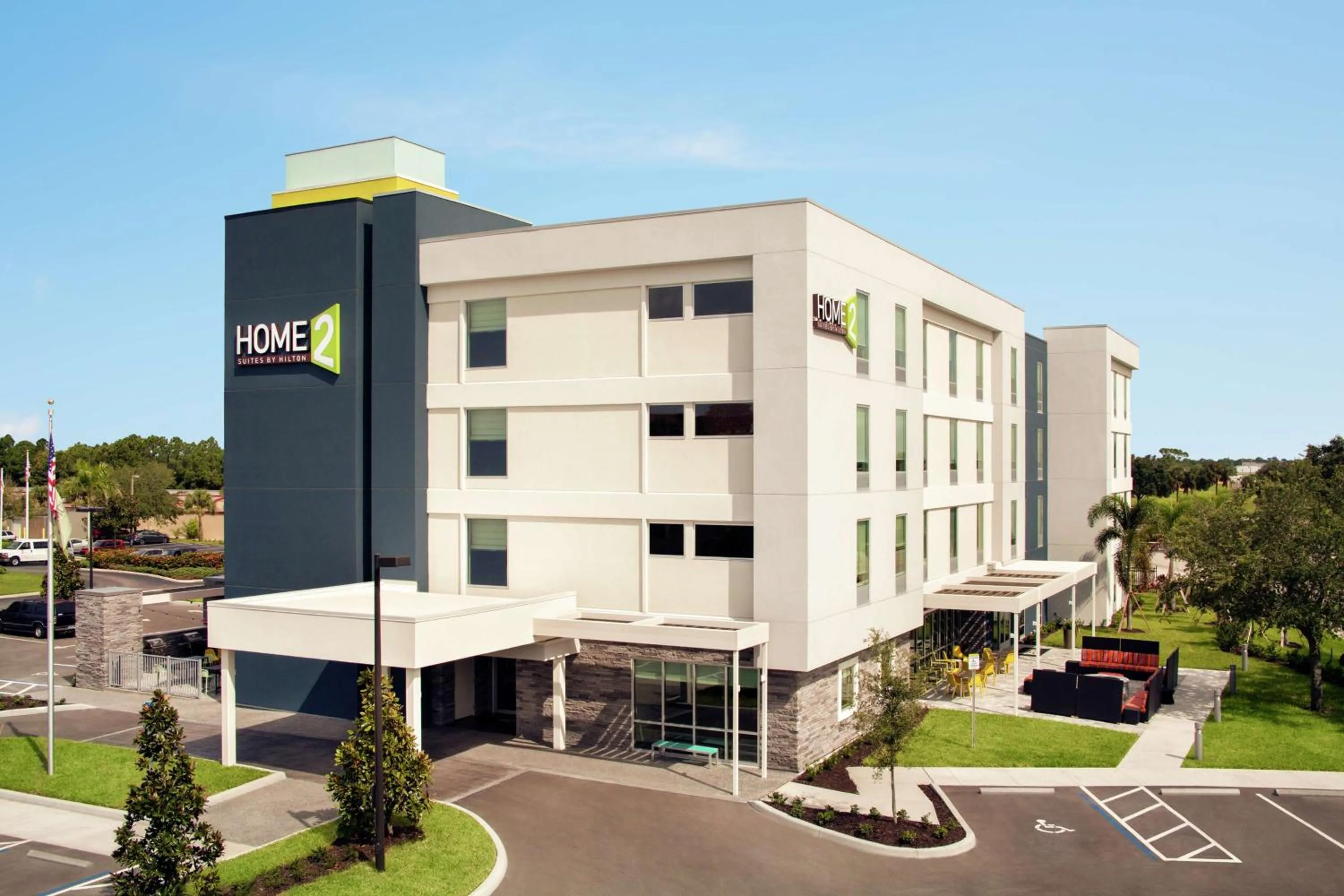 Property building in Home2 Suites By Hilton Sarasota Bradenton Airport