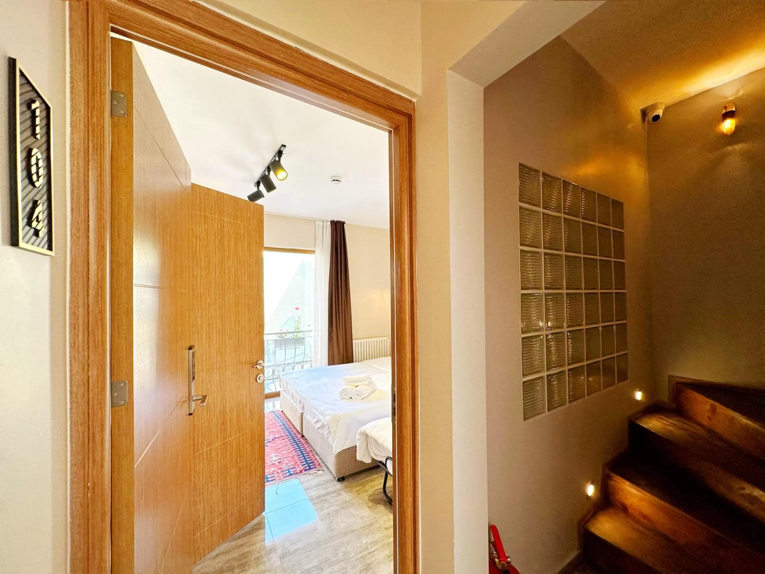 Decorative detail, Bed in Sultan Pier Hotel