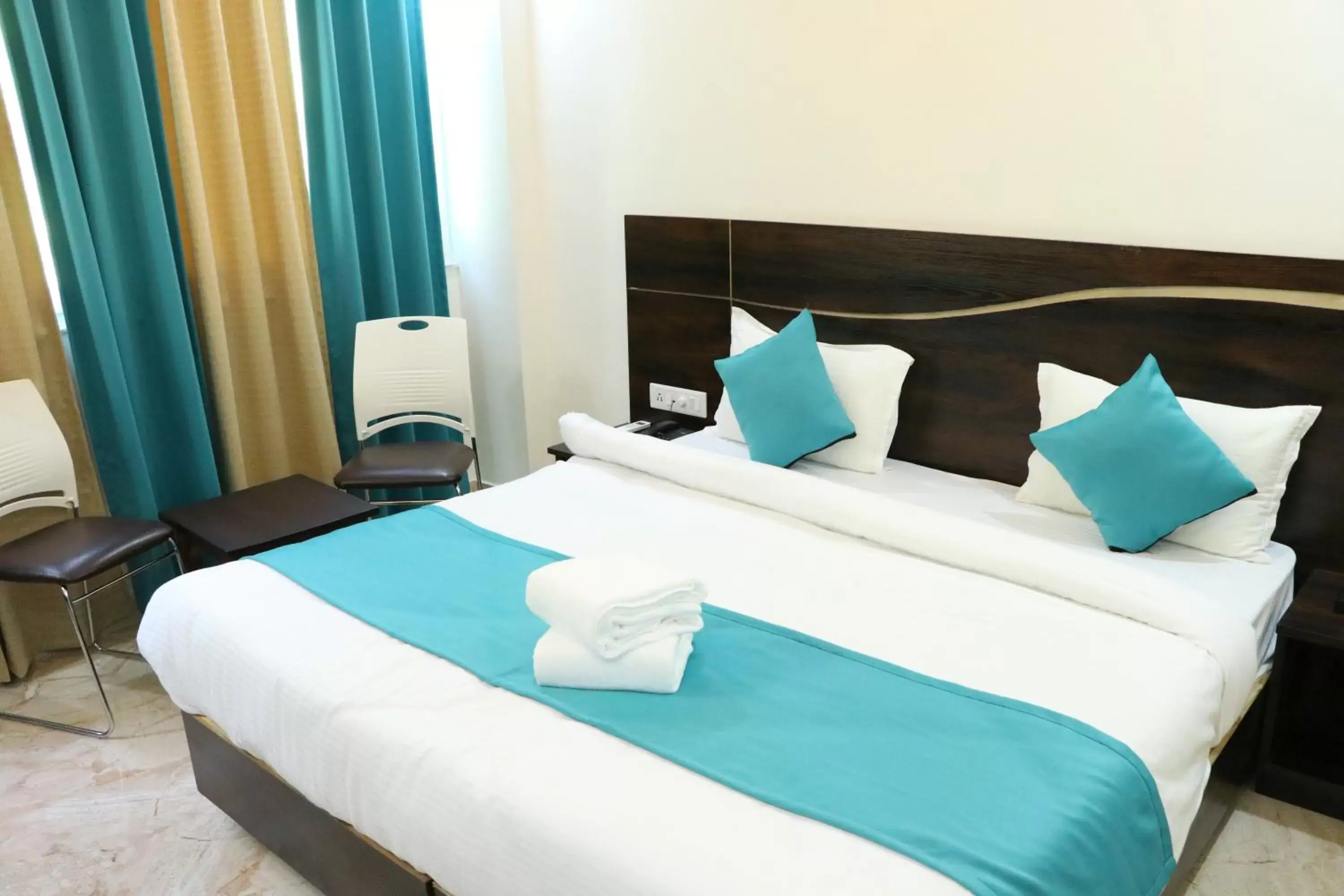 Budget Double Room in Hotel Hidden Delight Rishikesh Budget Double Room in Hotel Hidden Delight Rishikesh