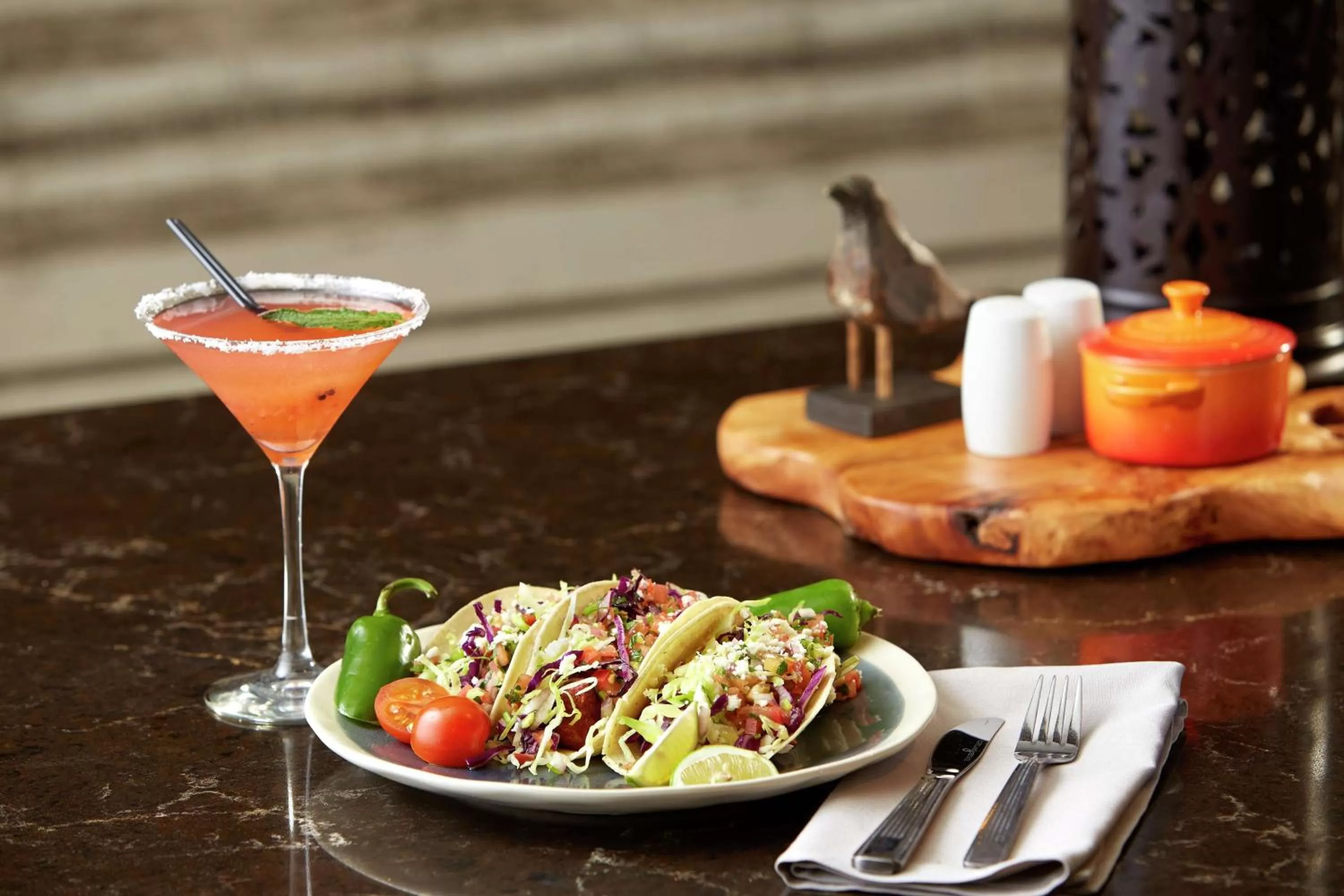 Restaurant/places to eat in Hilton Garden Inn San Diego Mission Valley/Stadium